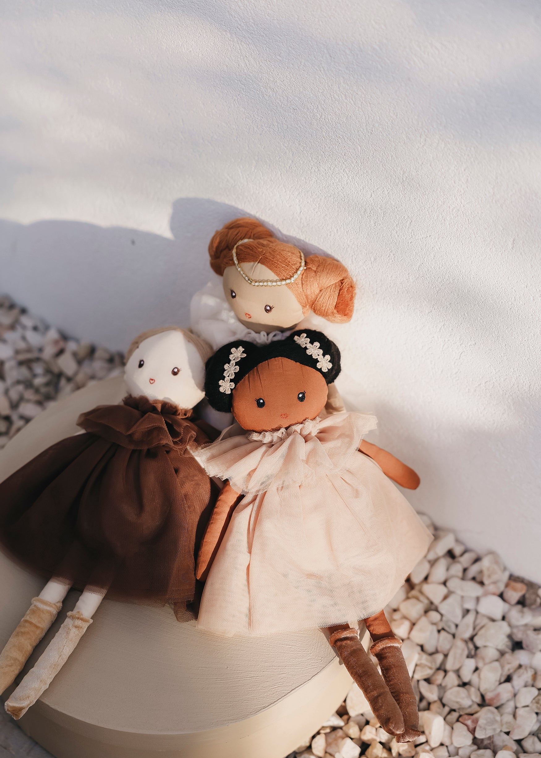 Kukull Handmade prej Pambuku – Dollies Lilly Tots (34cm)