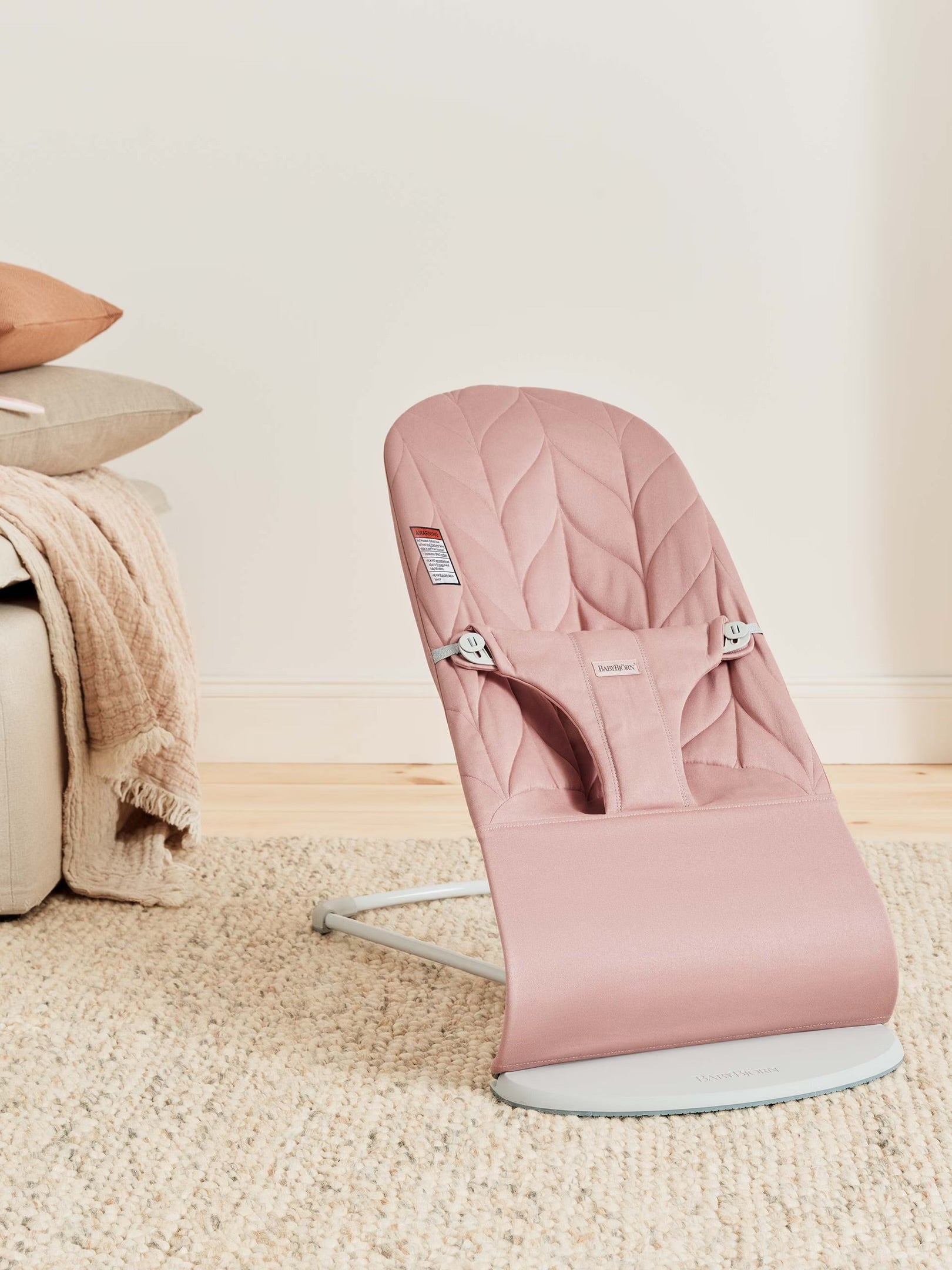 BBJ Bouncer Bliss, Woven Petal Quilt, Dusty pink