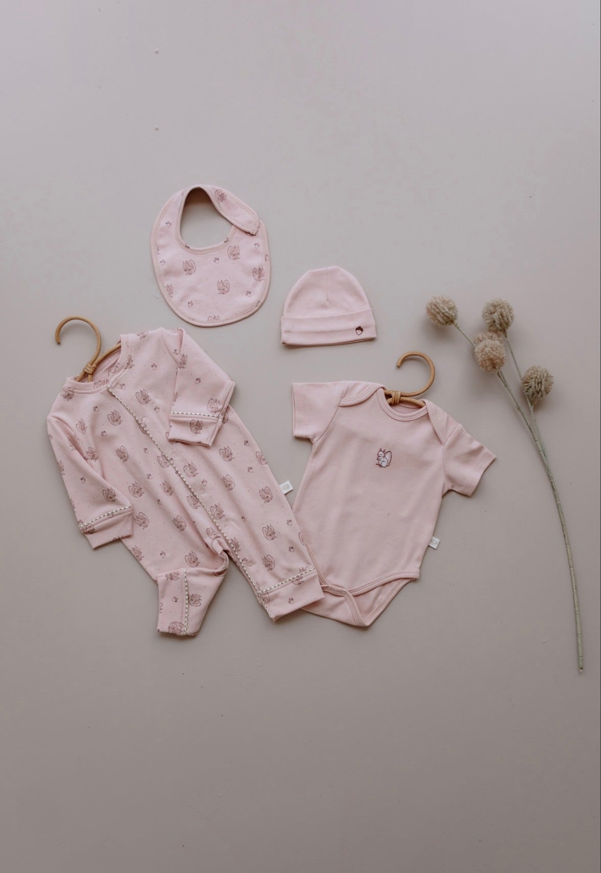 Set Materniteti 4-Pjese – "Pink Squirrel"