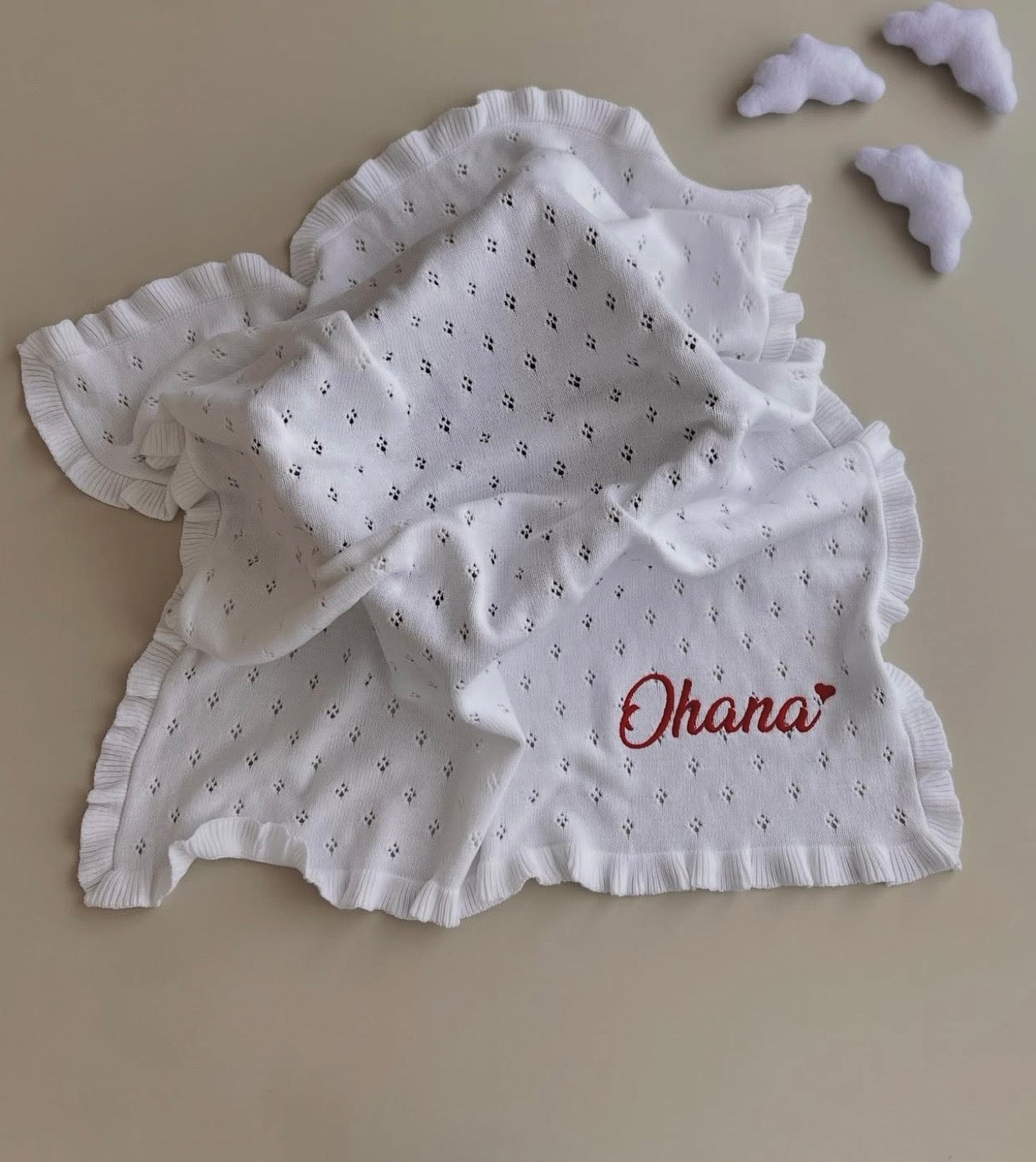 Batanie E Bardhe Me Thurje