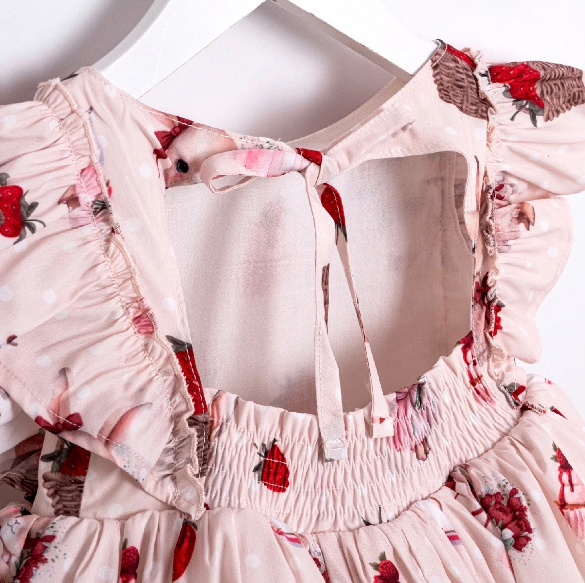 Fustan Roze - "Strawberry Bunny"