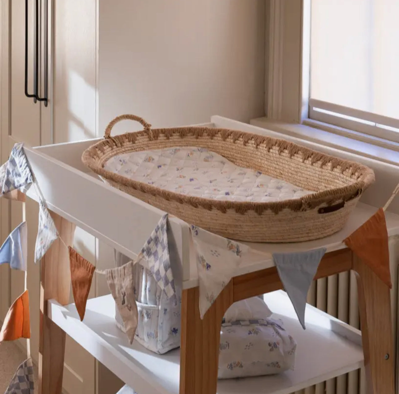 Shporte Nderrimi per Bebe  – E Punuar me Dore & Ekologjike