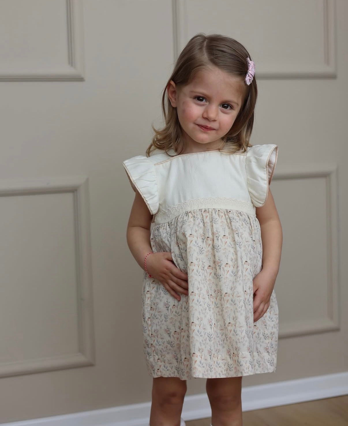 Fustan "Wildflower" Beige – me Menge Butterfly