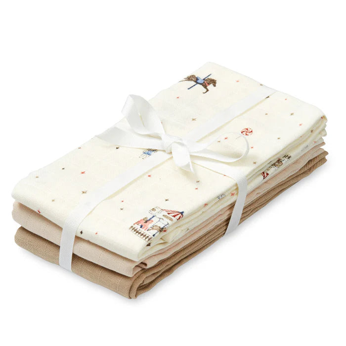 Nape Muslin per Bebe (Pakete me 3 Cope) – "Carousel"