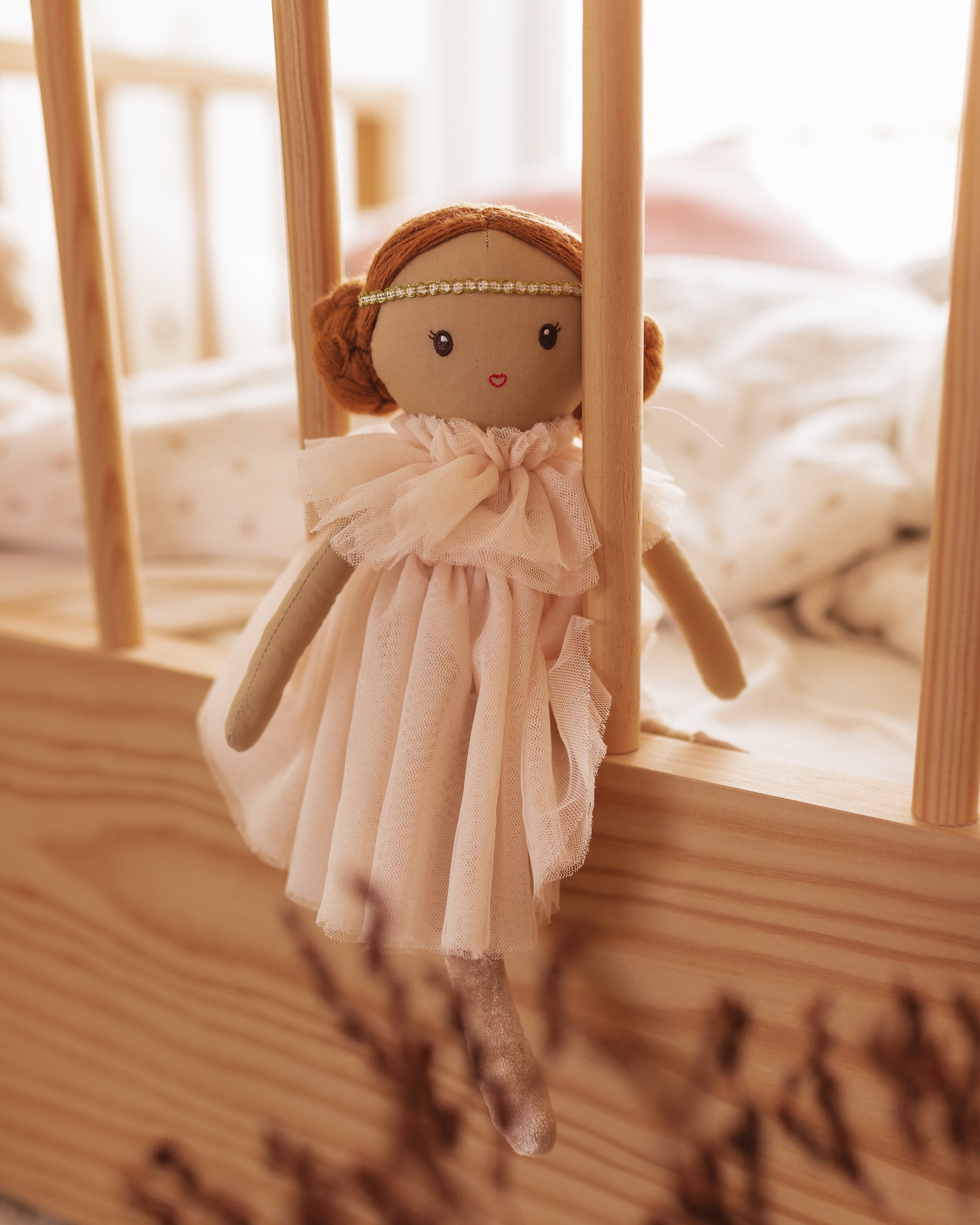 Kukull Handmade prej Pambuku – Dollies Lilly Tots (34cm)