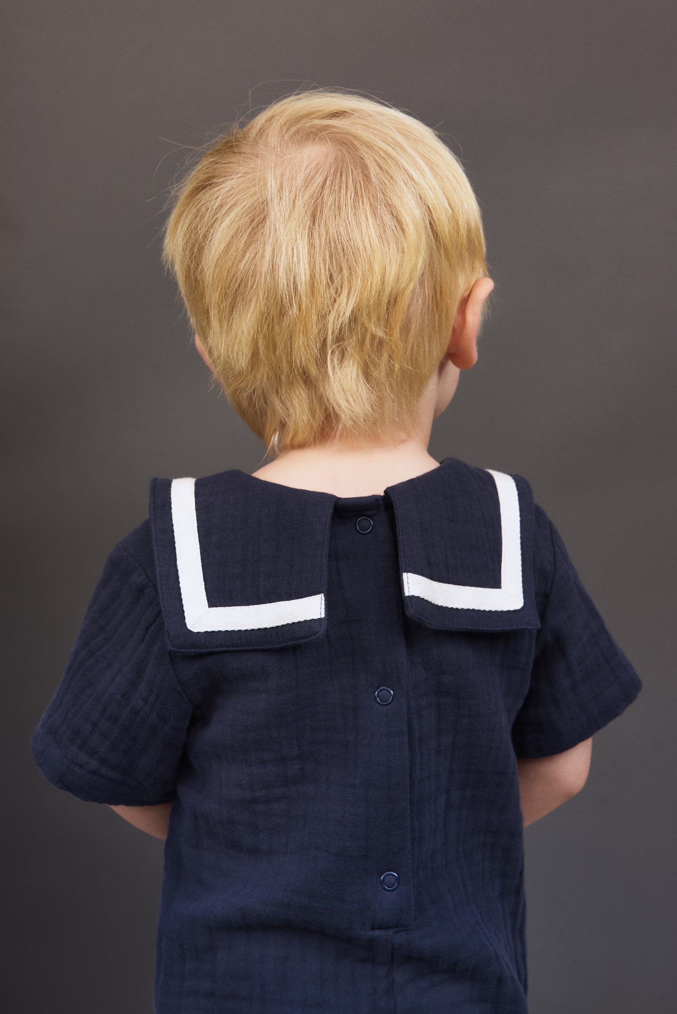 Romper Marinar – 100% Pambuk Muslin ne Ngjyre Blu Marine