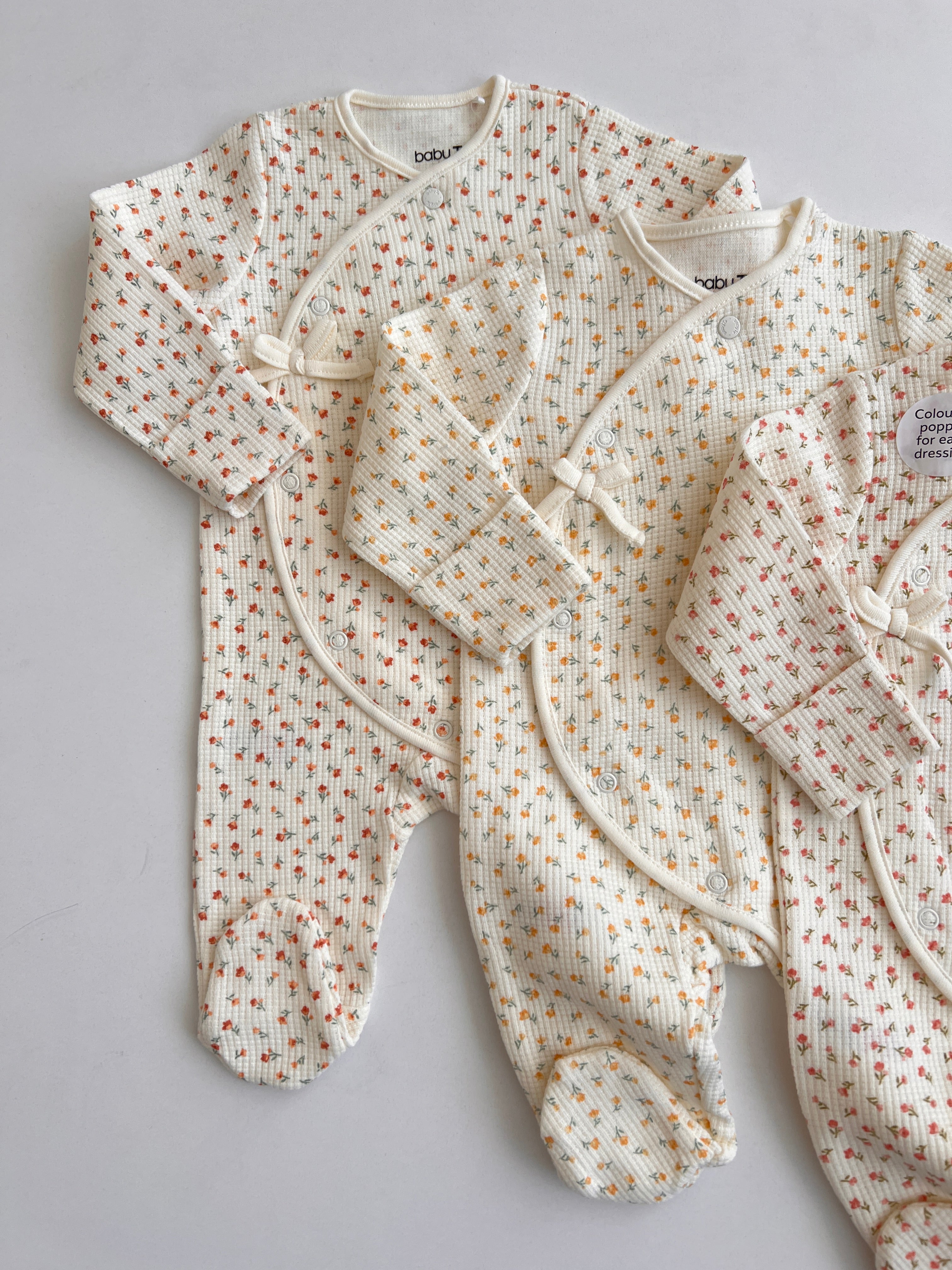 Set me 3 Tutina Printe me Lule - Ditsy Floral
