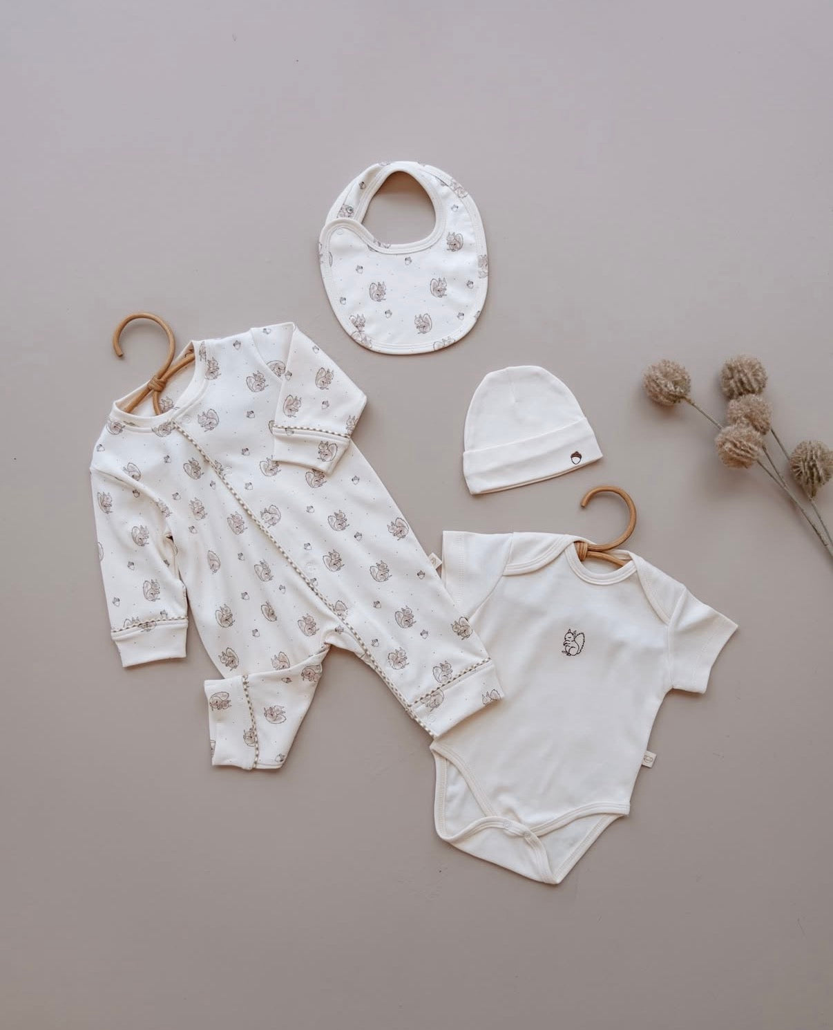 Set Materniteti 4-Pjese – "Crem Squirrel"