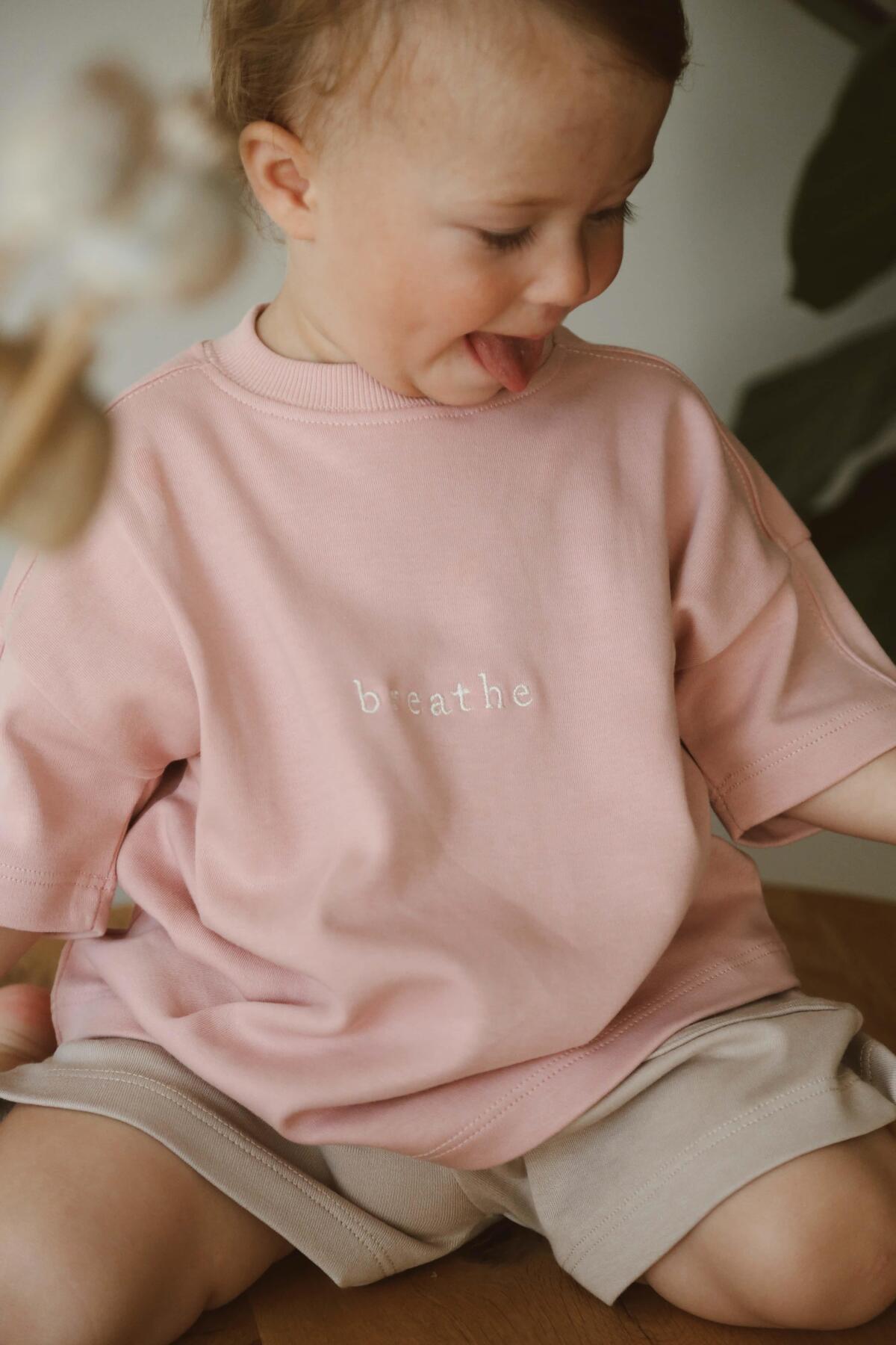 Bluze "Breathe" – Roze e Pluhurosur – Stil Oversized