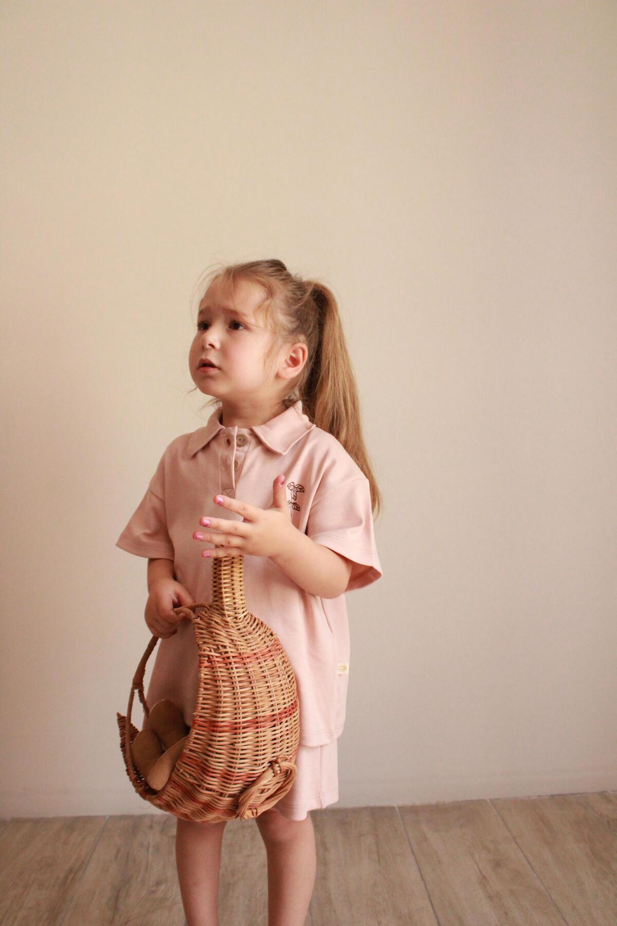 Kostum Veror Roze – Bluze Polo dhe Tuta Roze e Pluhurosur