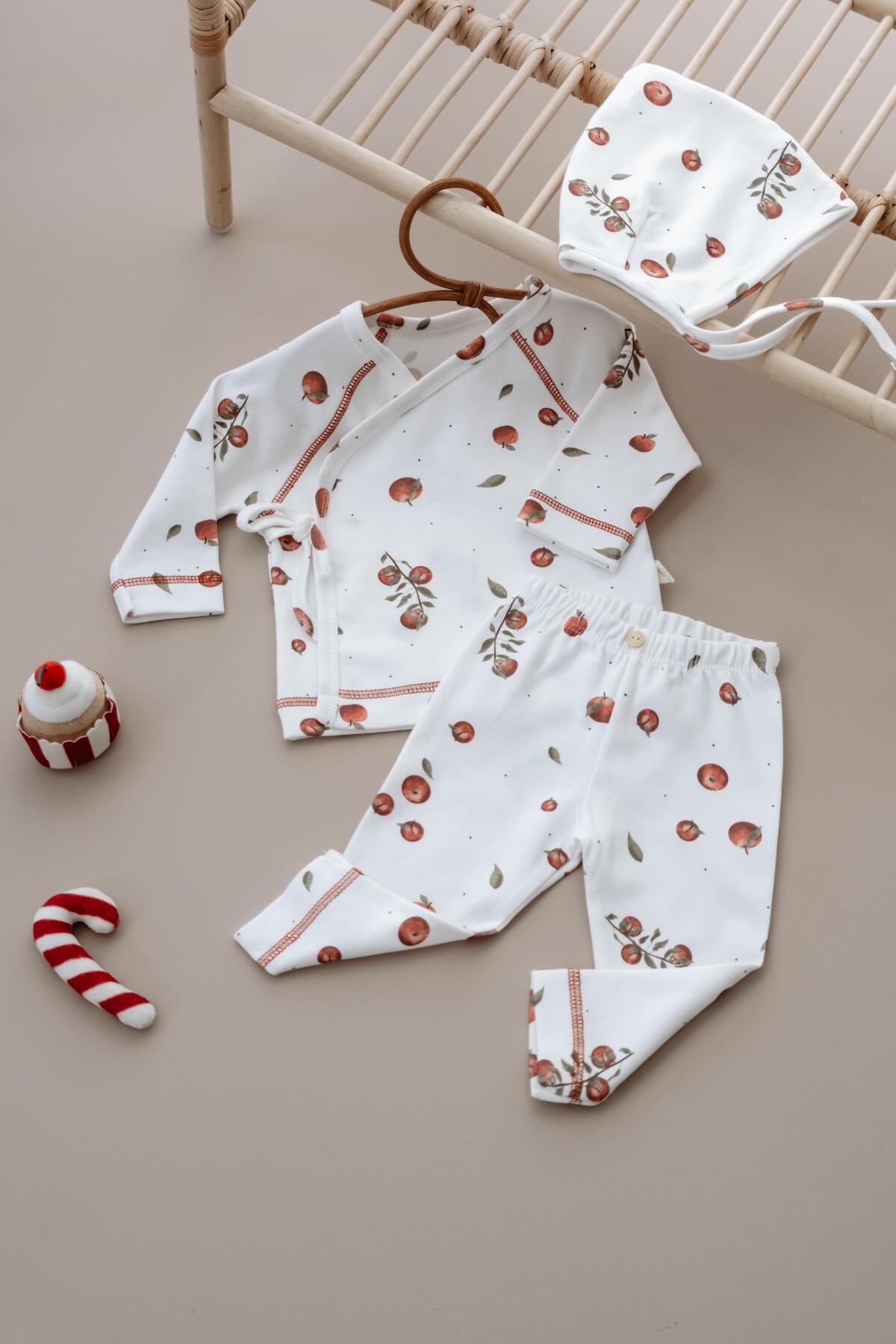 Set me 3-Pjese Me Fruta – Bluze, Tuta & Kapuc