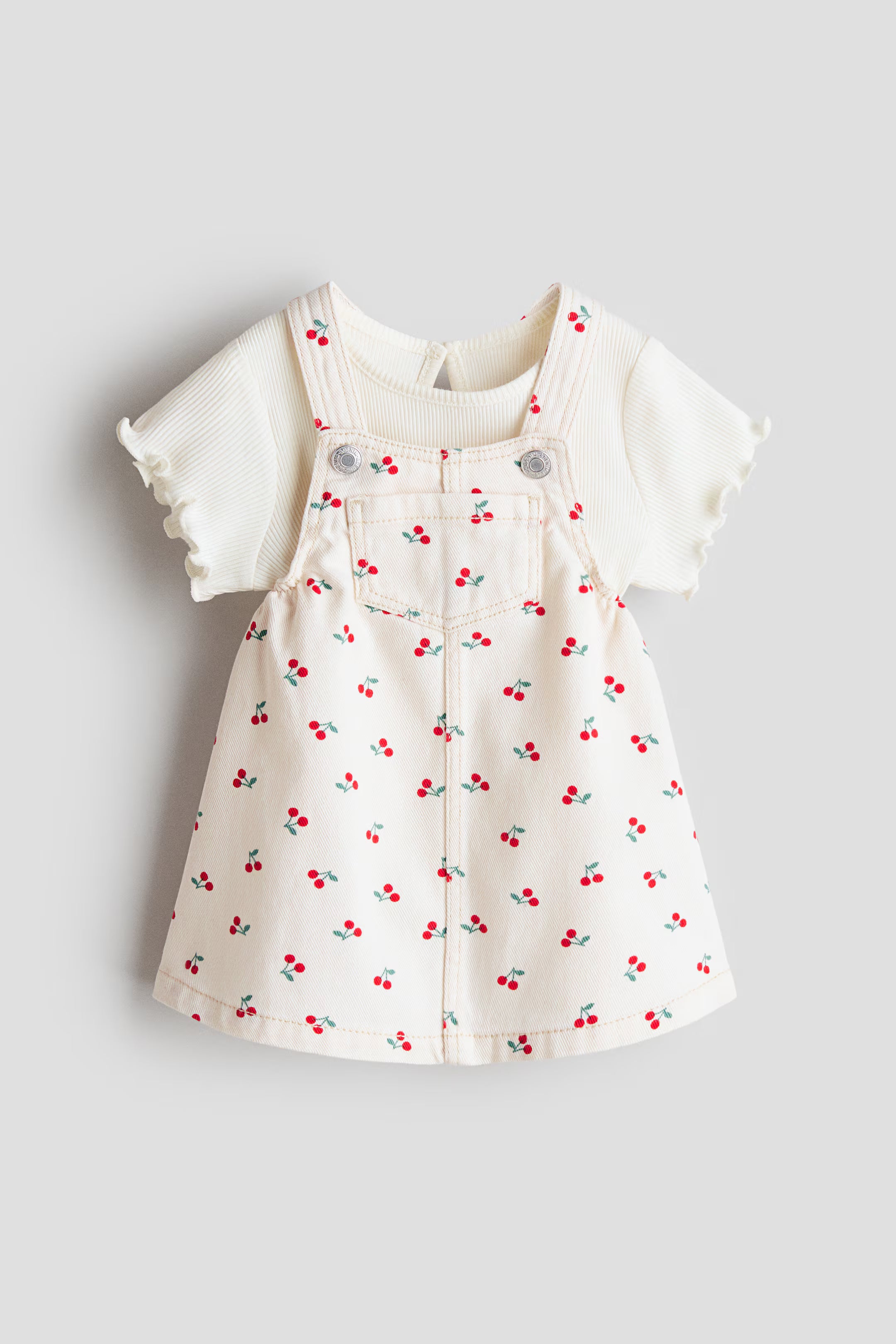 Serafon me Qershi dhe Bluze Ribbed – Kompleti "Cherry Sweet"
