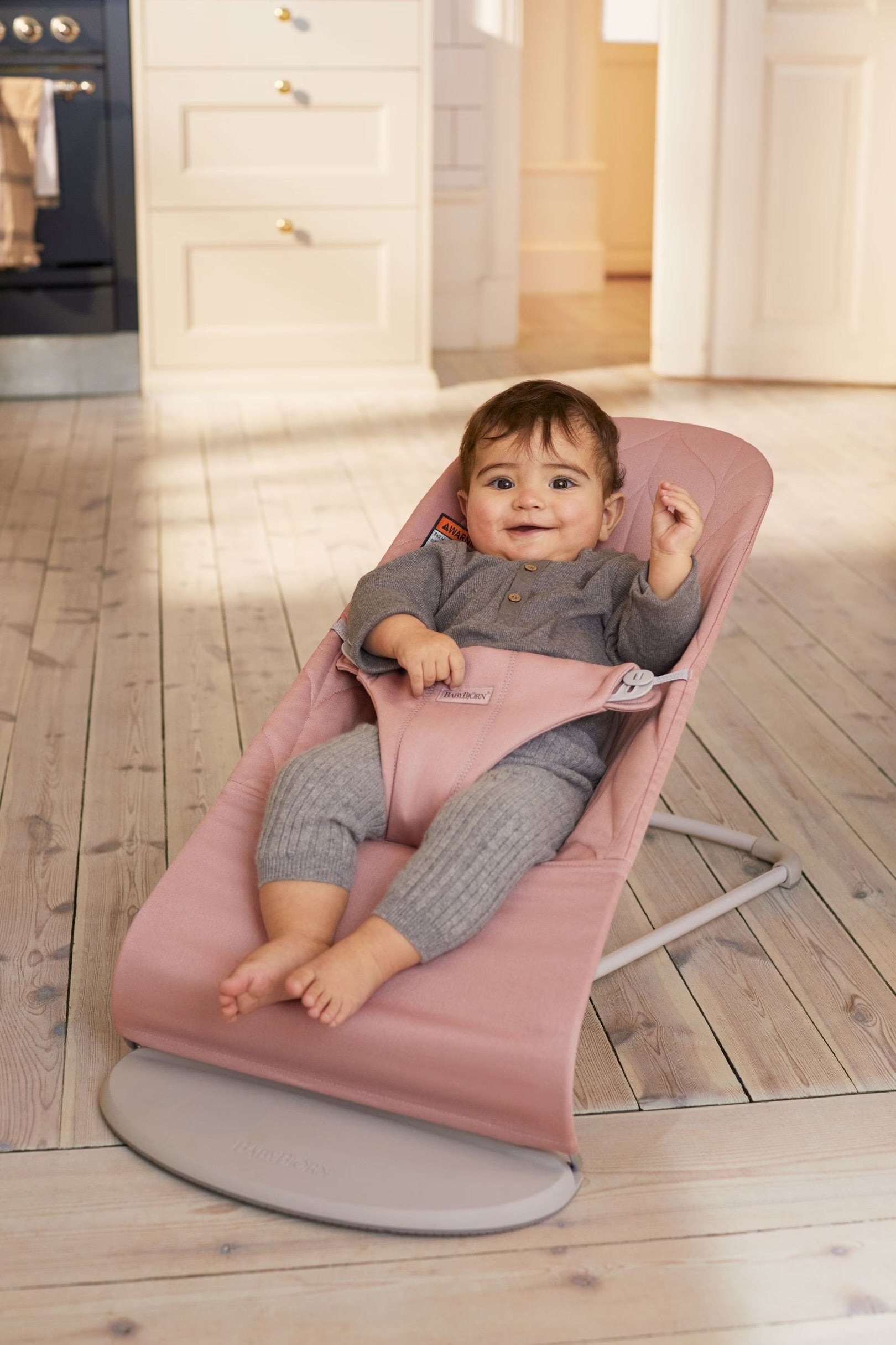 BBJ Bouncer Bliss, Woven Petal Quilt, Dusty pink