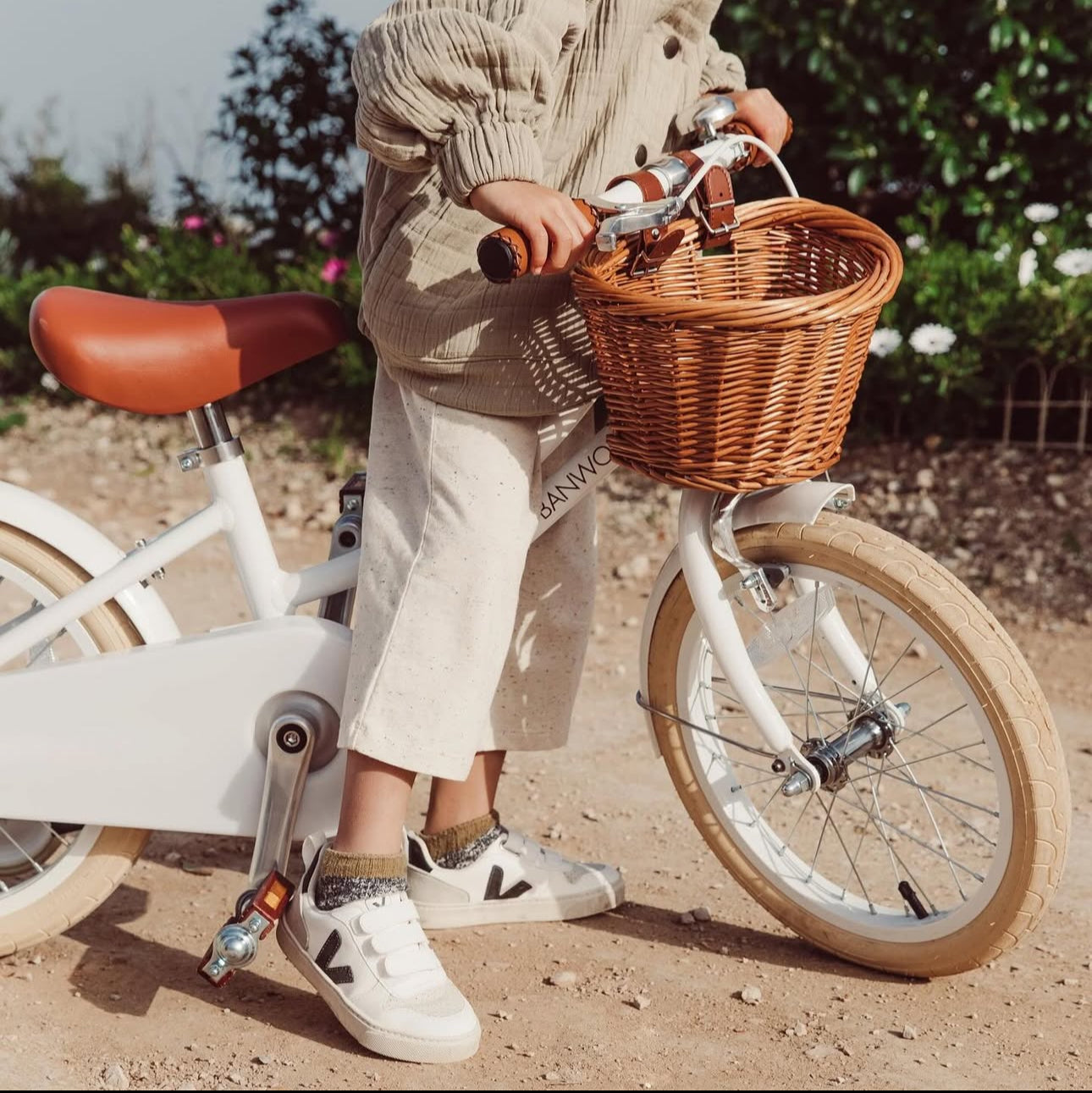 Banwood 16” Classic Bike/Biciklete Premium per Femije 4-7 vjeç Vintage- Cream