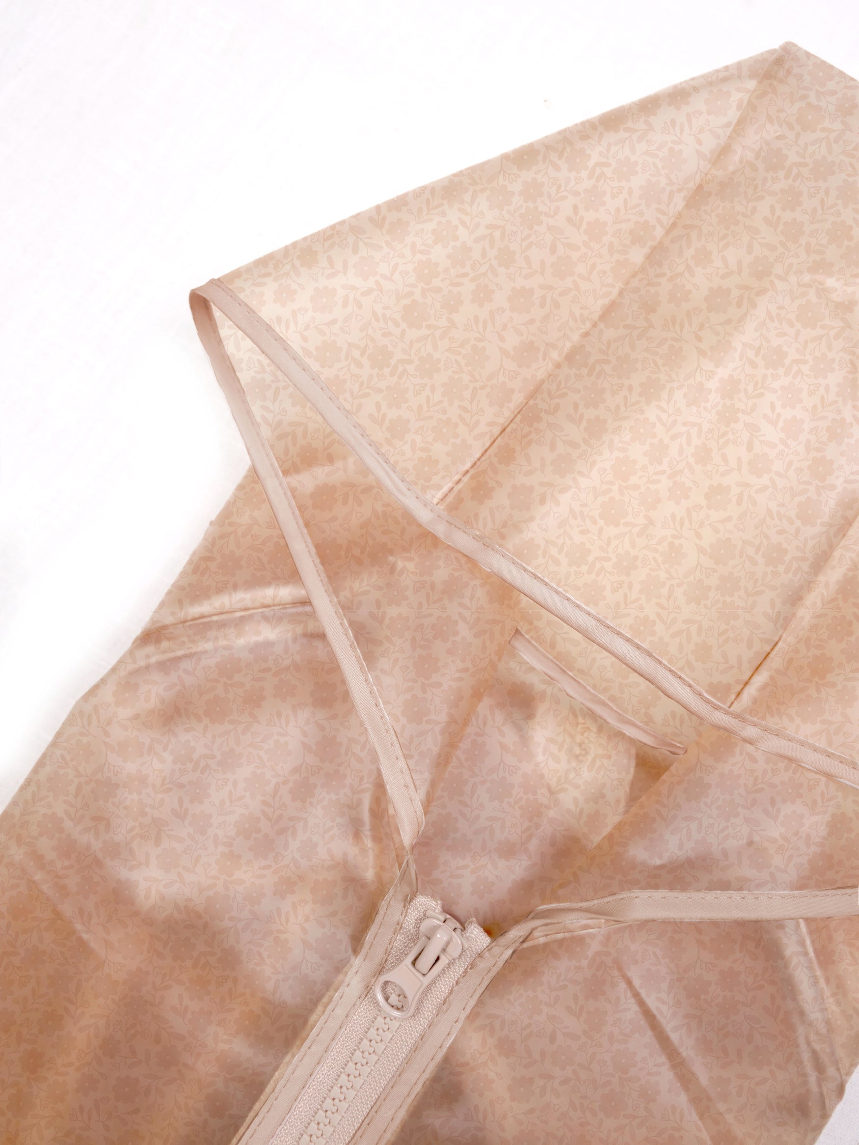 Mushama Shiu Drizzles – 100% Waterproof & Certifikuar OEKO-TEX Bouquet Silhouette
