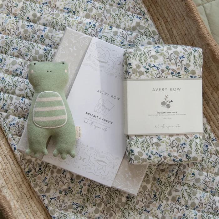Set Dhuratë për Beben "Swaddle & Cuddle"