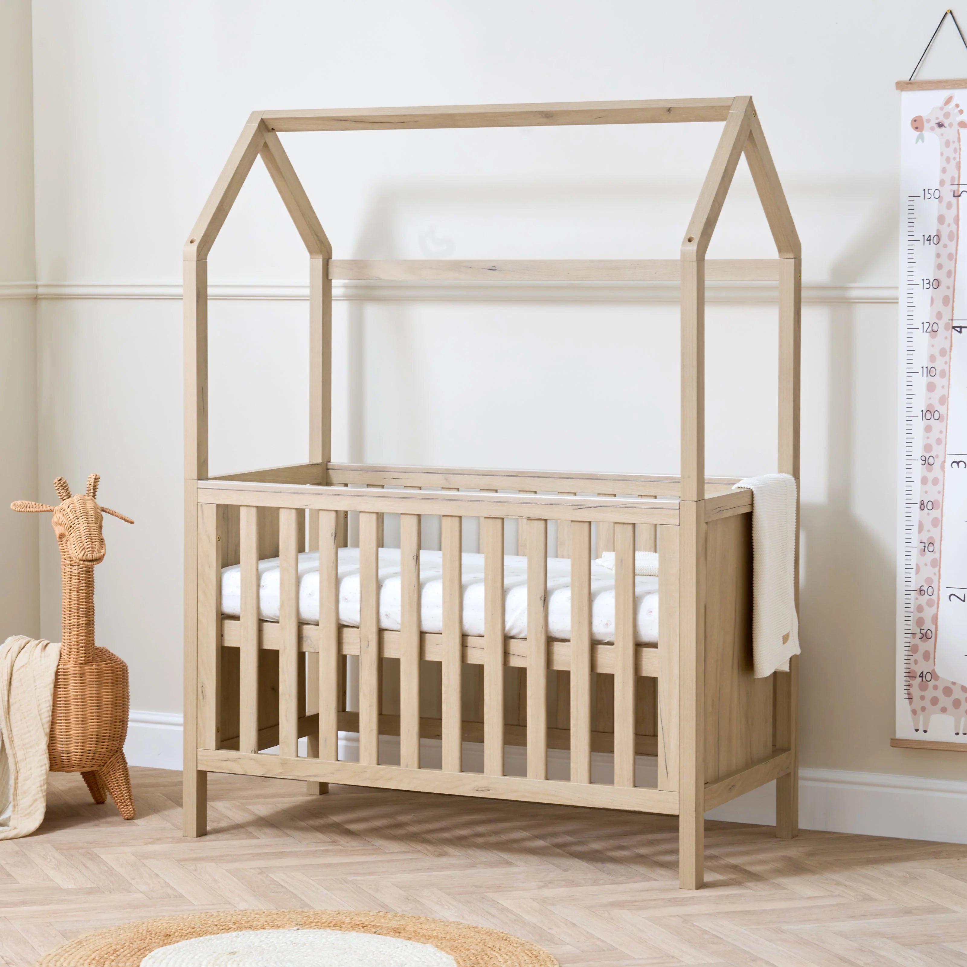 Krevat Bebe 3-ne-1 Casa – Nga Lindja ne Moshat Shkollore – Harvest Oak