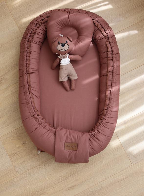 Baby Nest me filet anesore