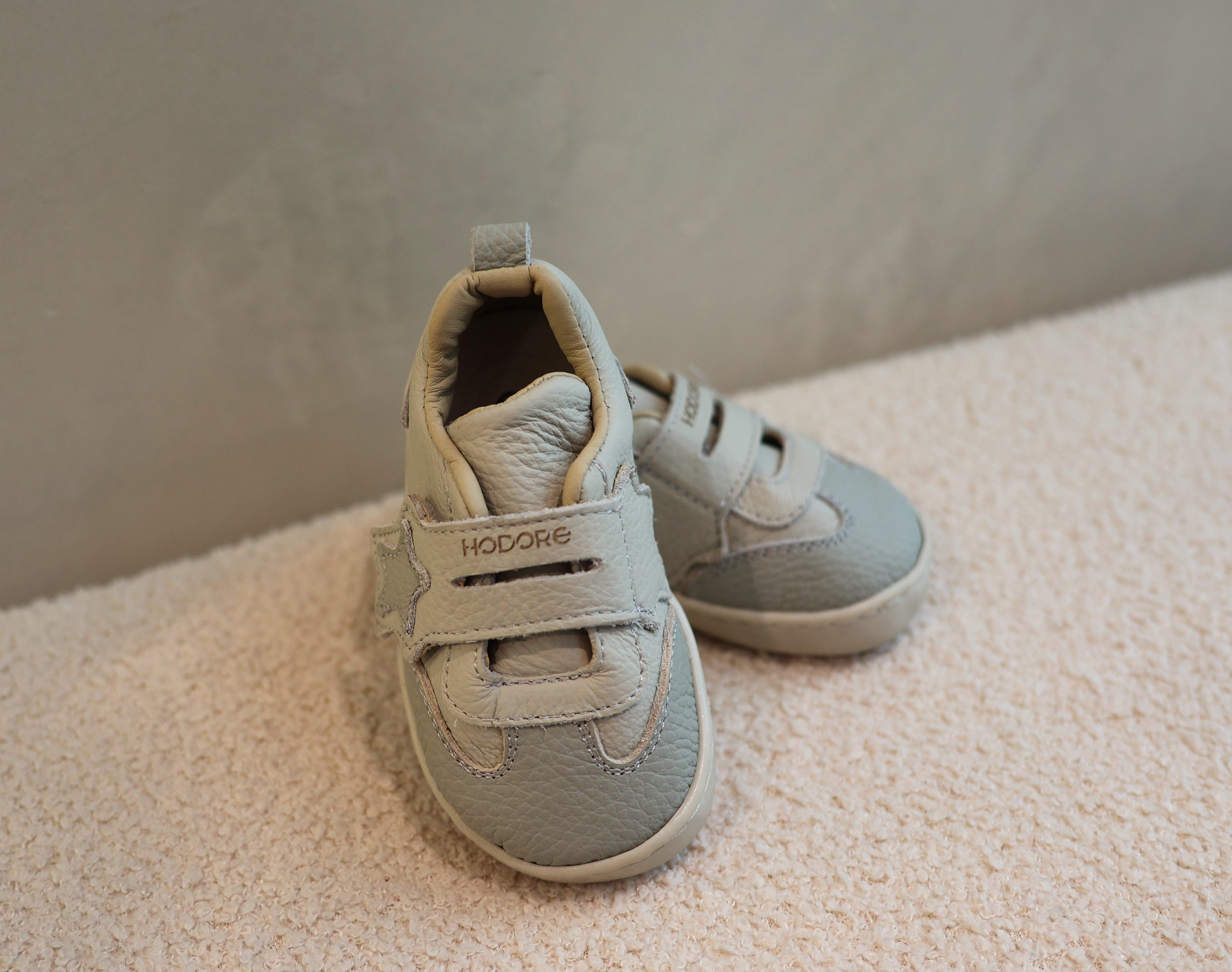 Atlete Gri 100% lekure - Stone Grey