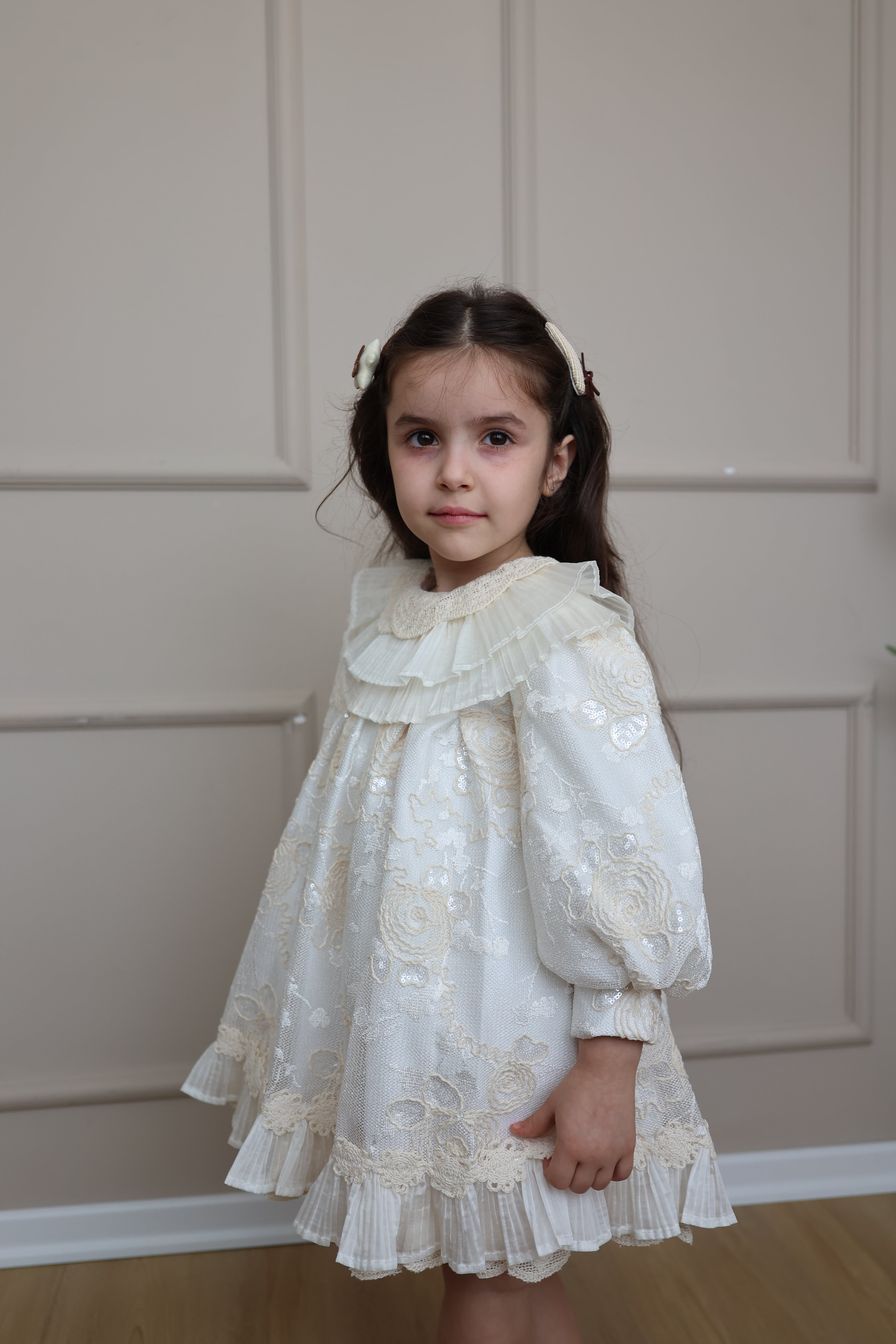 Fustan Ceremonial "Royal Lace"