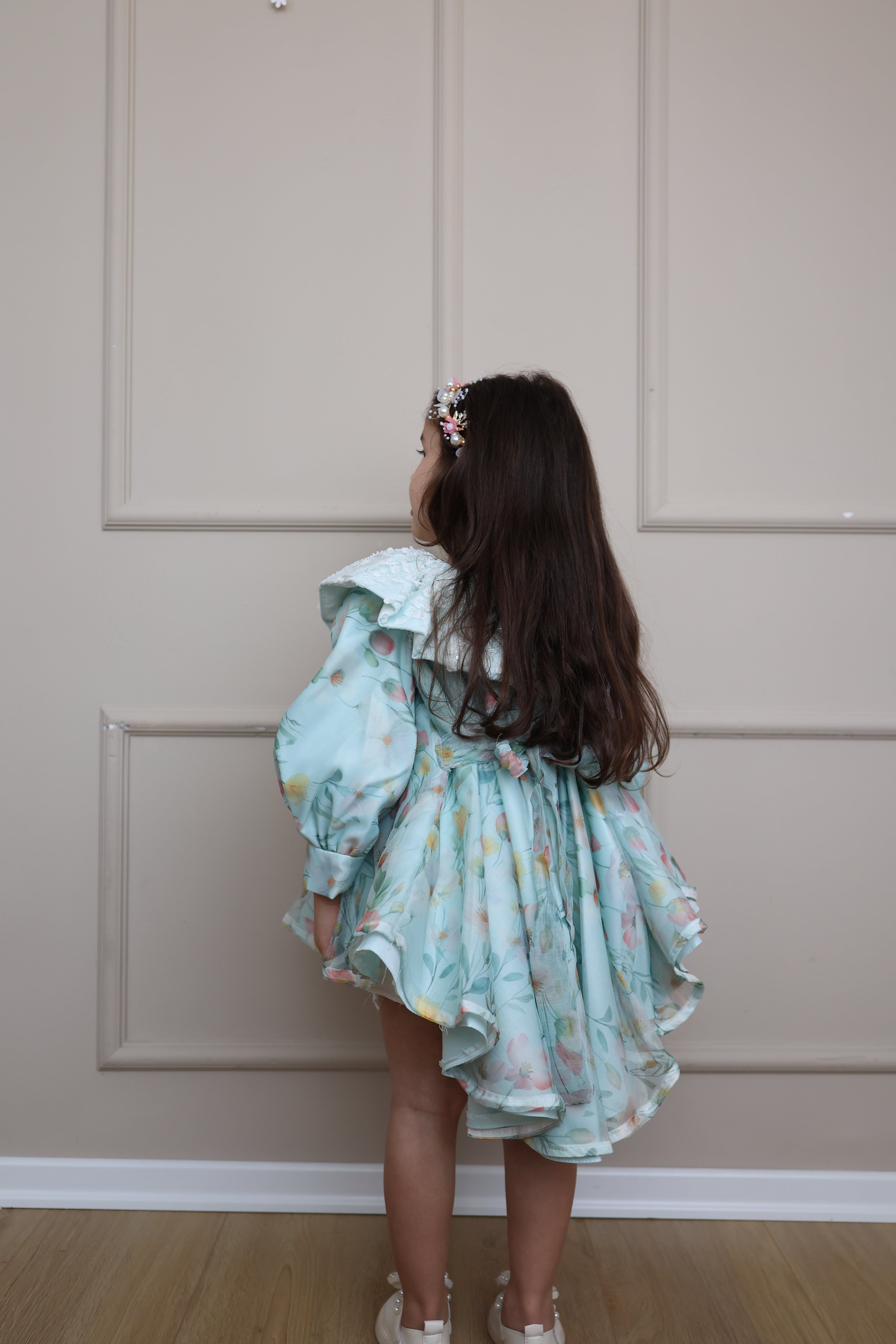 Fustan Ceremonial "Mint Blossom"