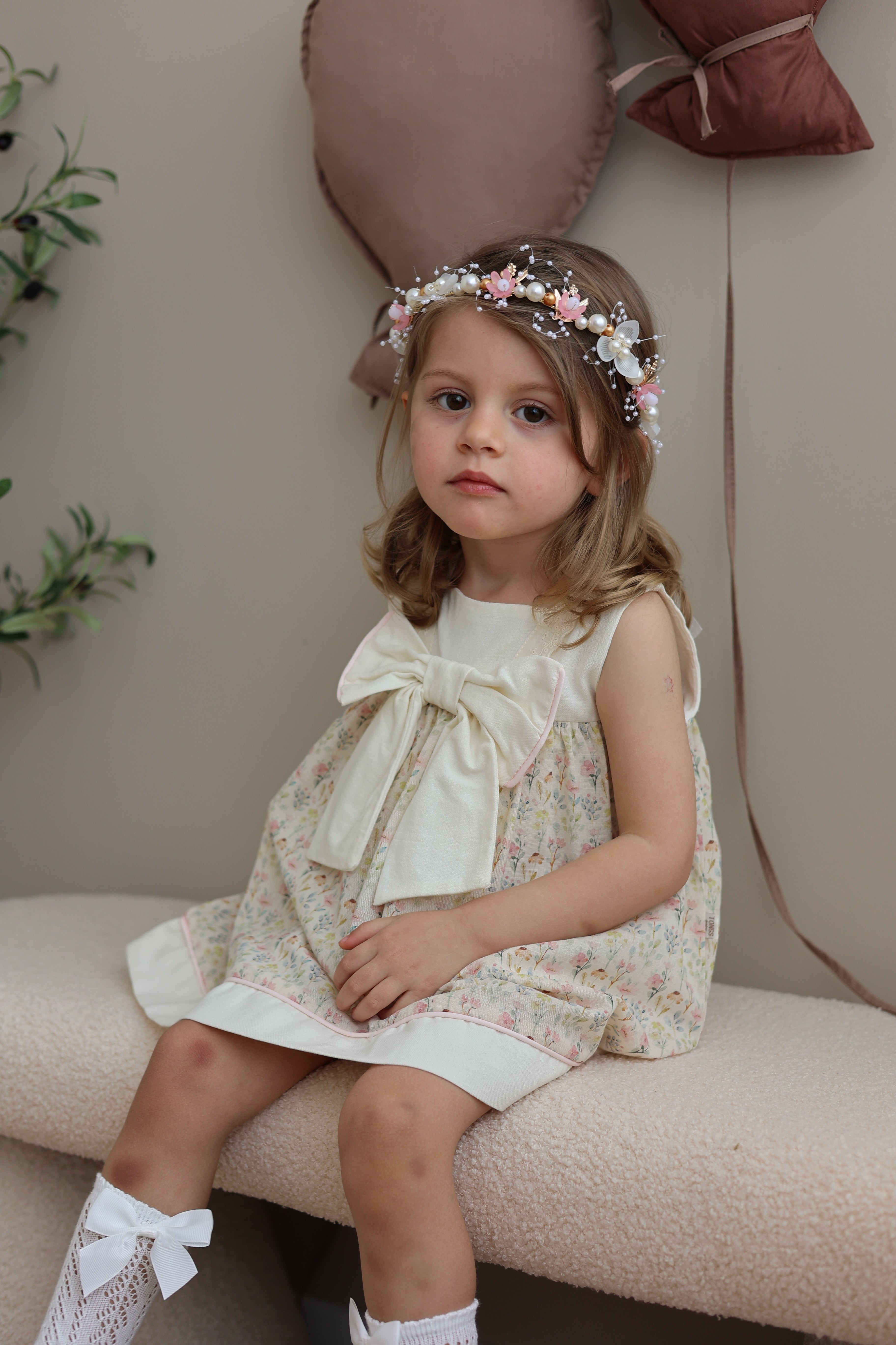 Fustan "Vintage Grace" - Print Floral dhe Fjongo