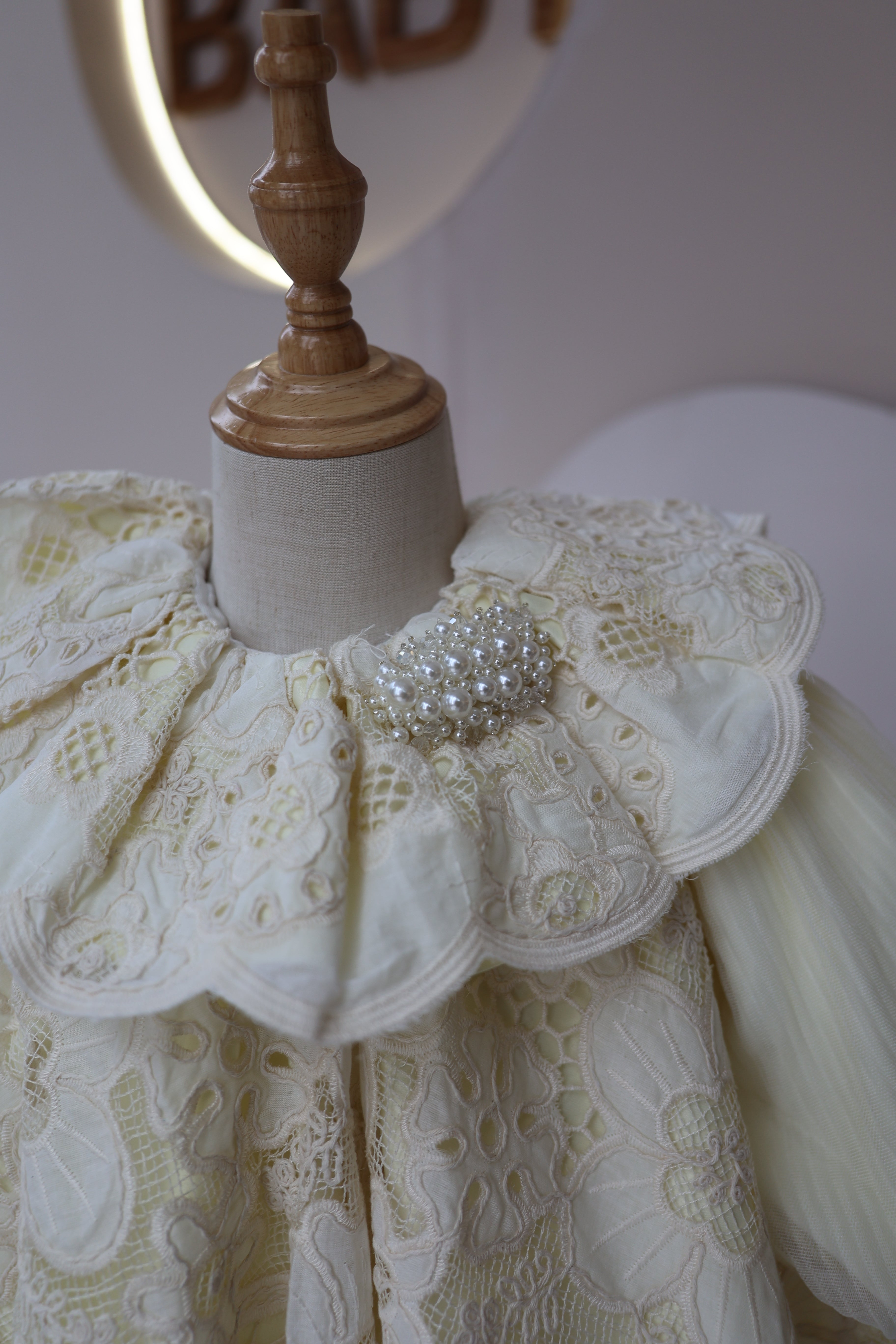 Fustan Ceremonial "Ivory Princess"