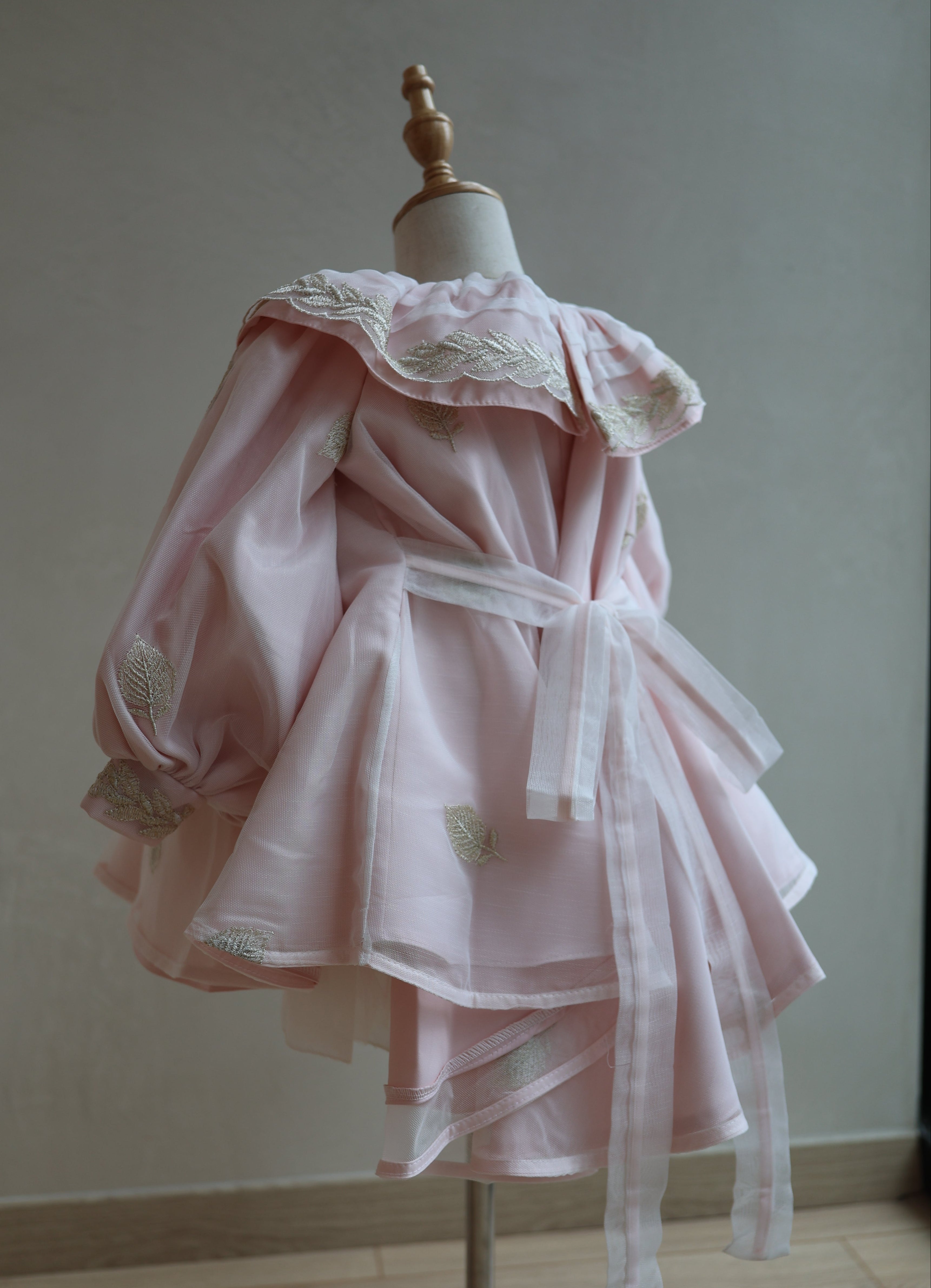 Fustan Ceremonial "Blossom Pink"