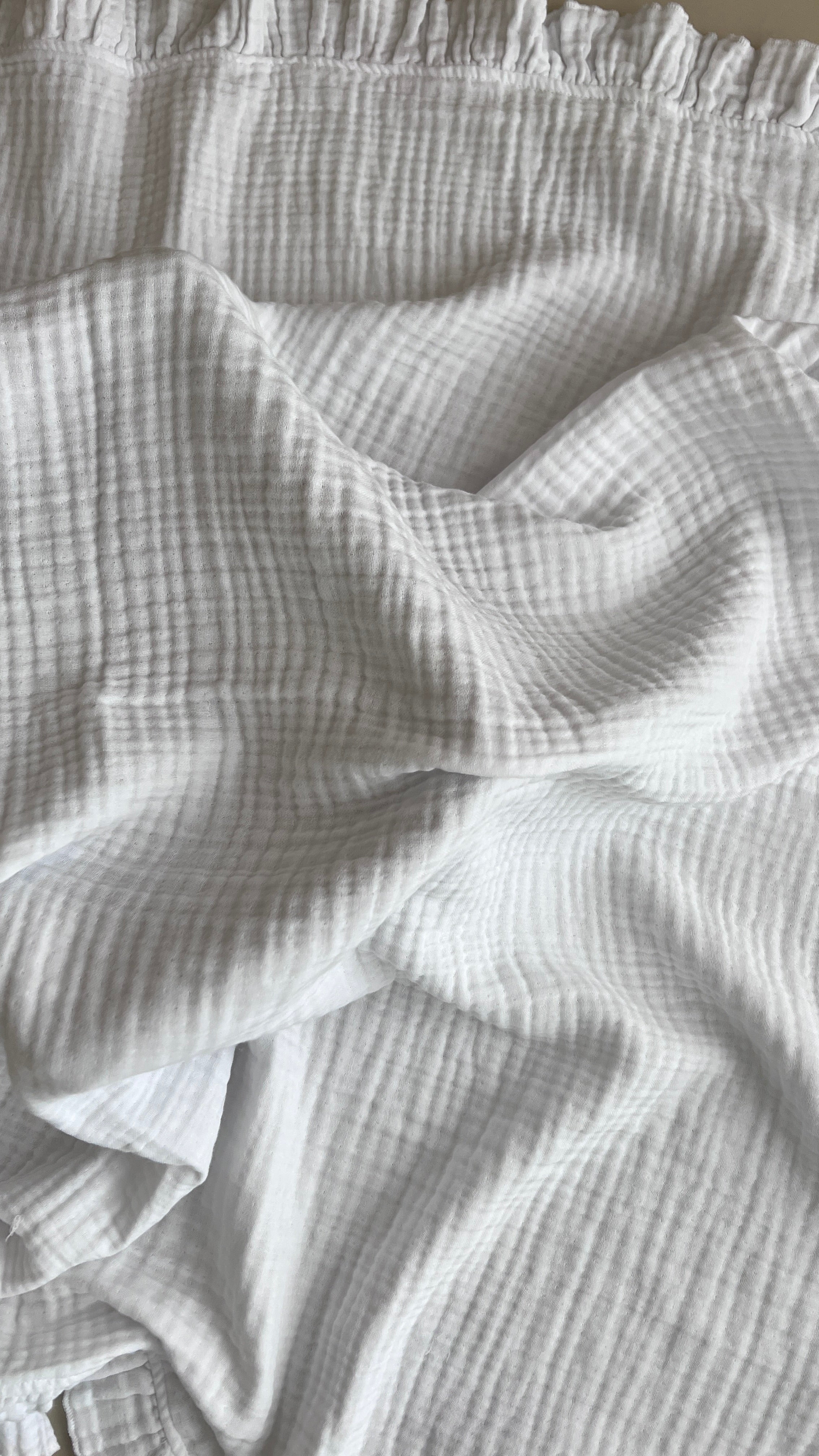 Nape Me 4 Shtresa E Bardhe 120x120 cm