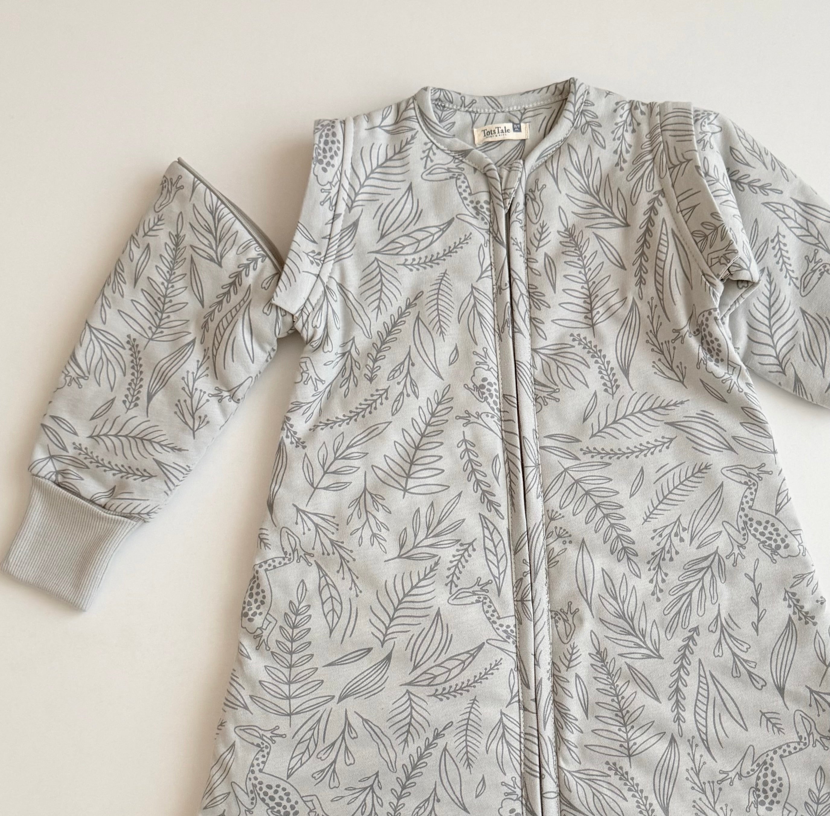 Thes Gjumi (2.5 TOG) "Little Frog Navy" – 100% Pambuk