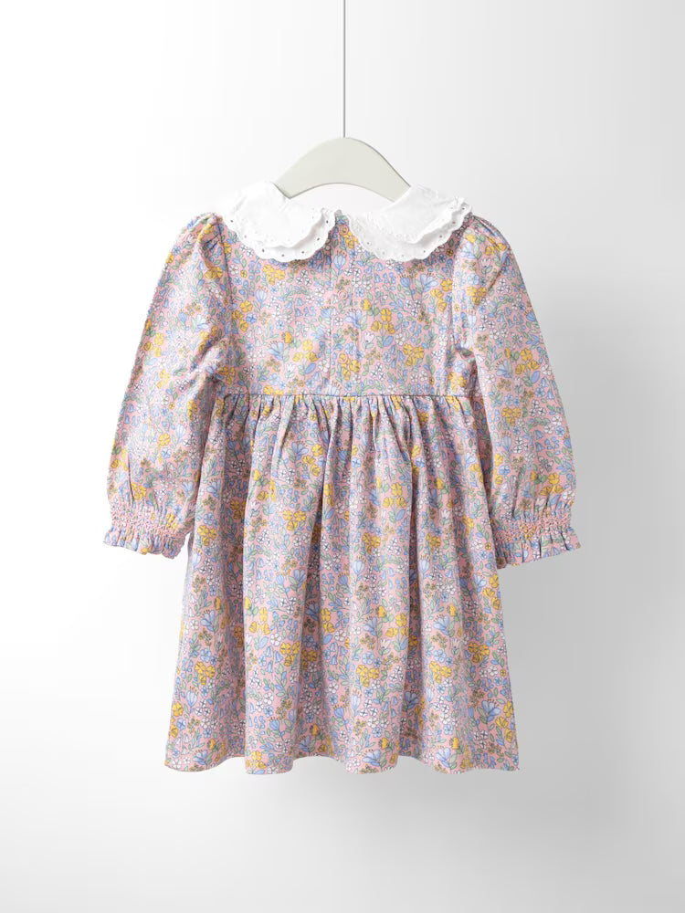 Fustan Me Lule dhe Detaje Rrudhash - Smocked Dress