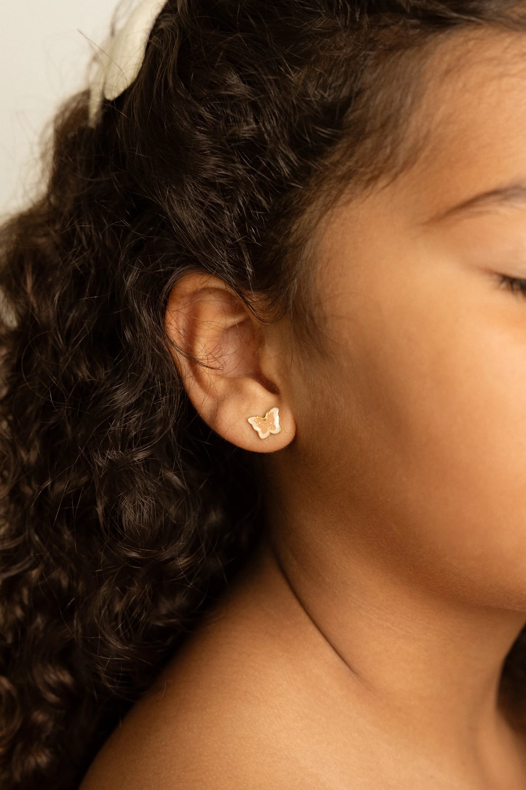 Vathë Me Flutur Te Veshur Me Ar 18k