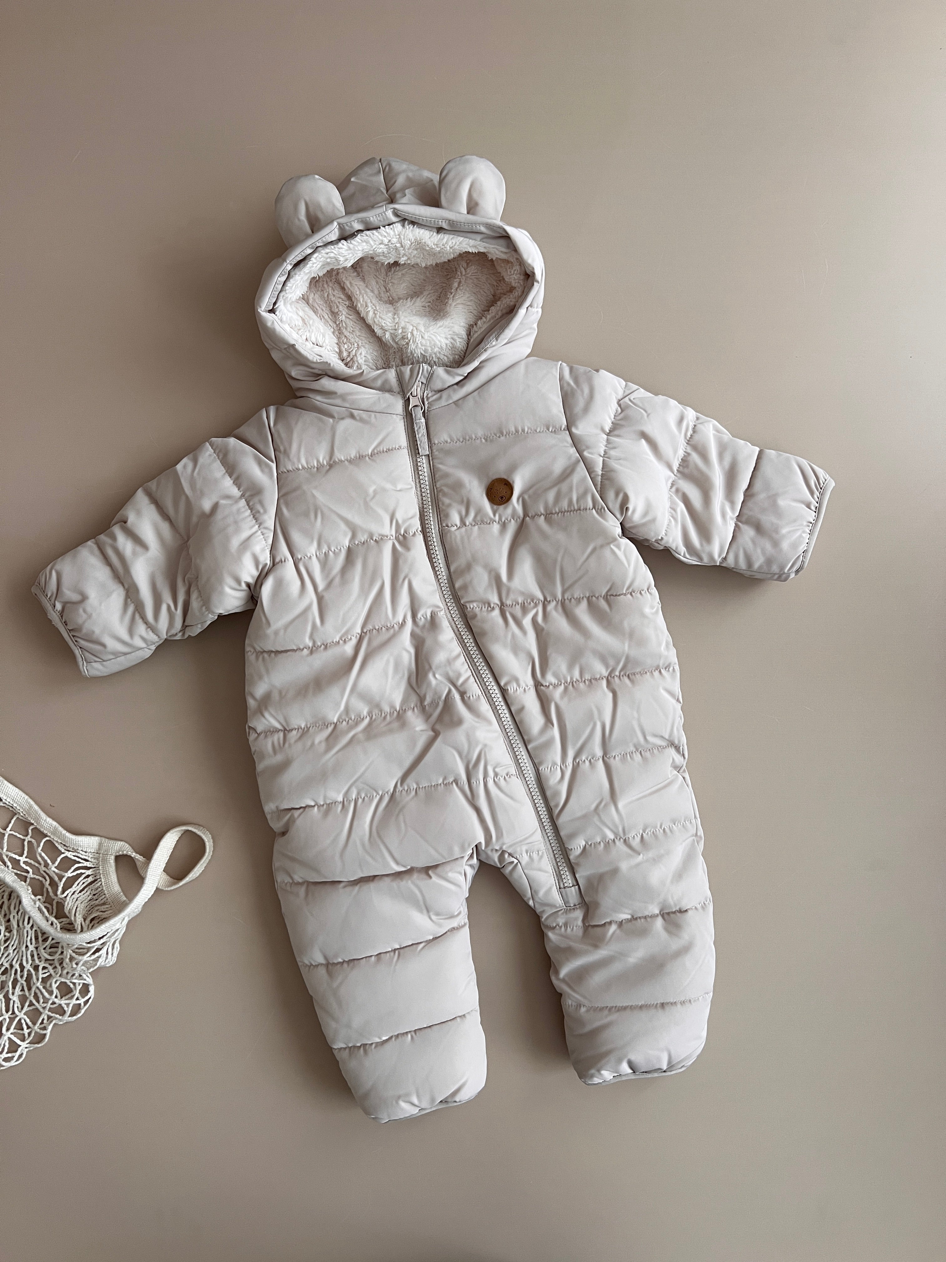 Snowsuit Me Veshe Ngjyre Pana