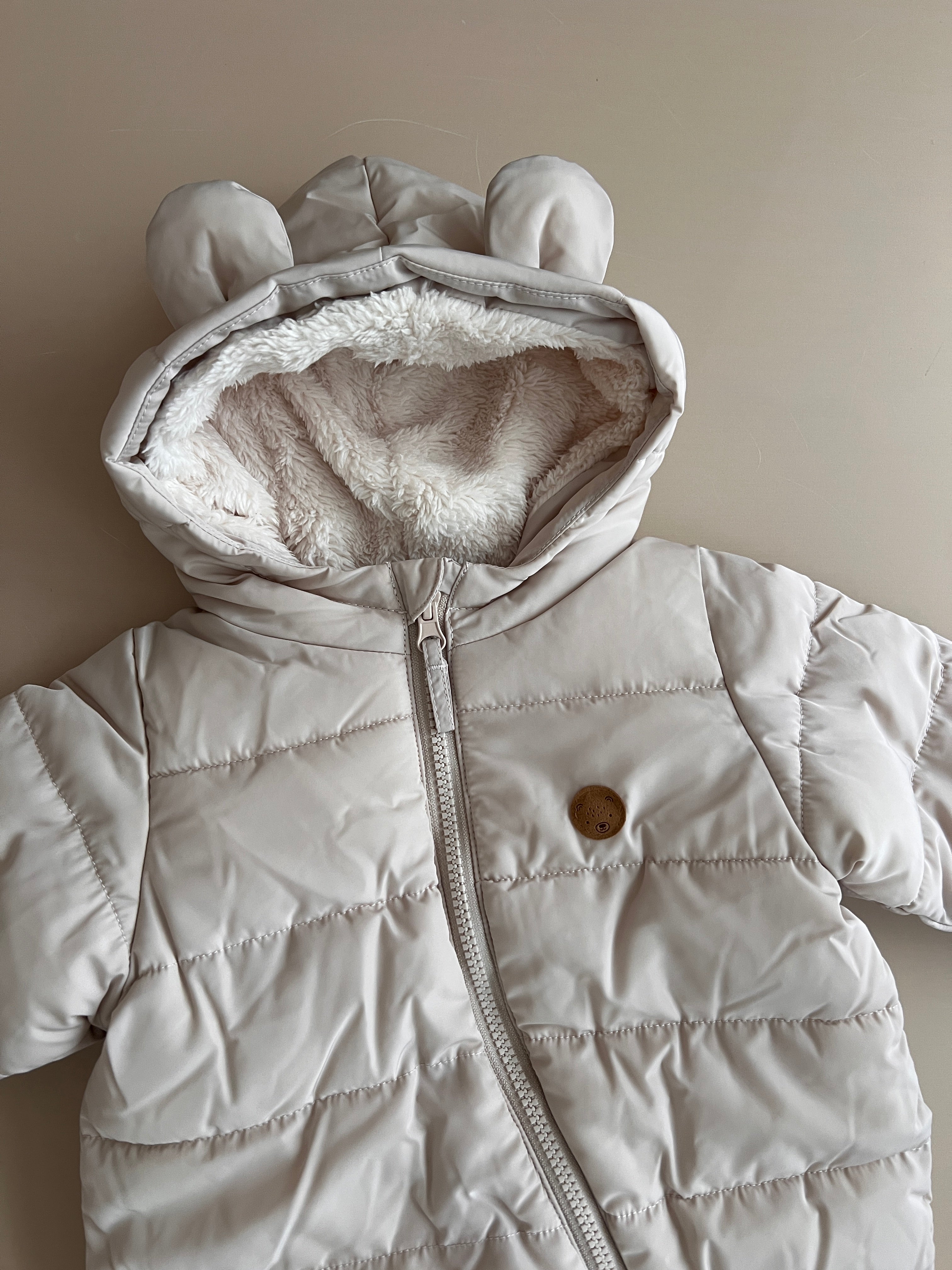 Snowsuit Me Veshe Ngjyre Pana