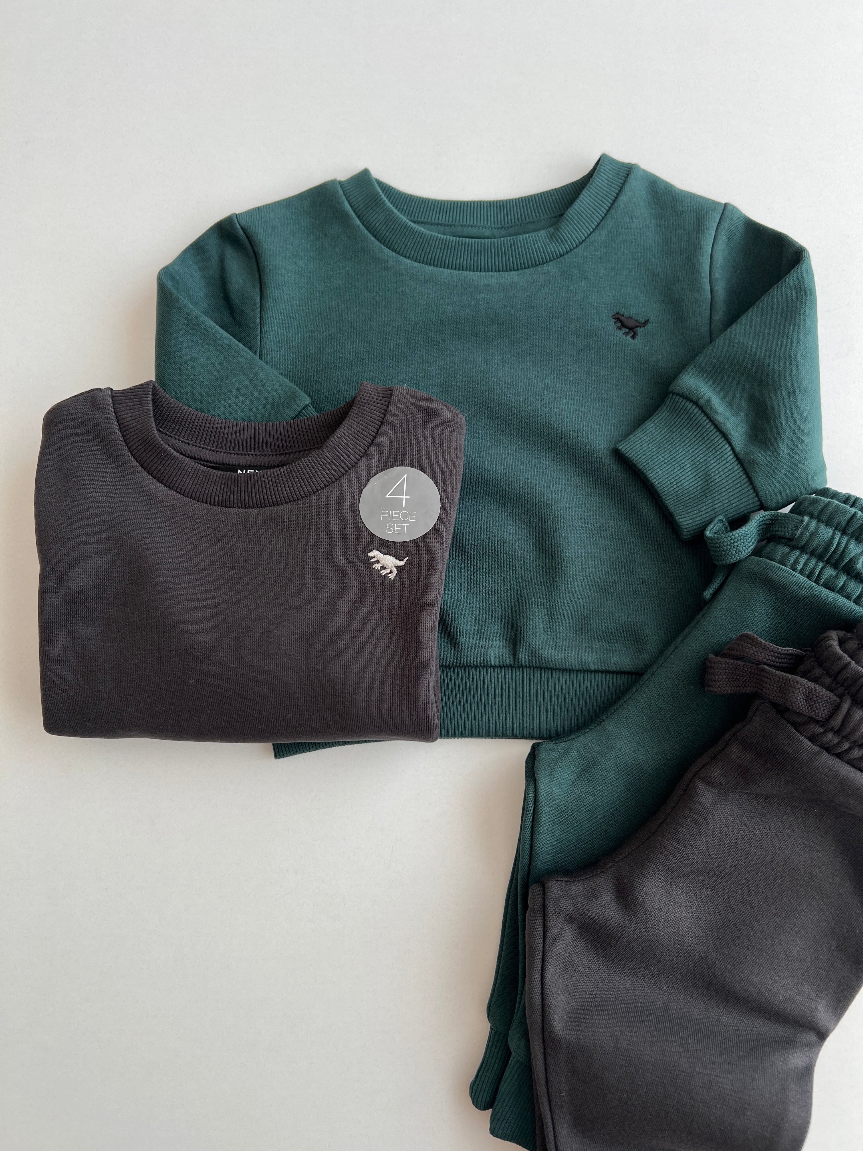 Set me 2 Kostume Jeshile e Eret & Hiri/Antracit