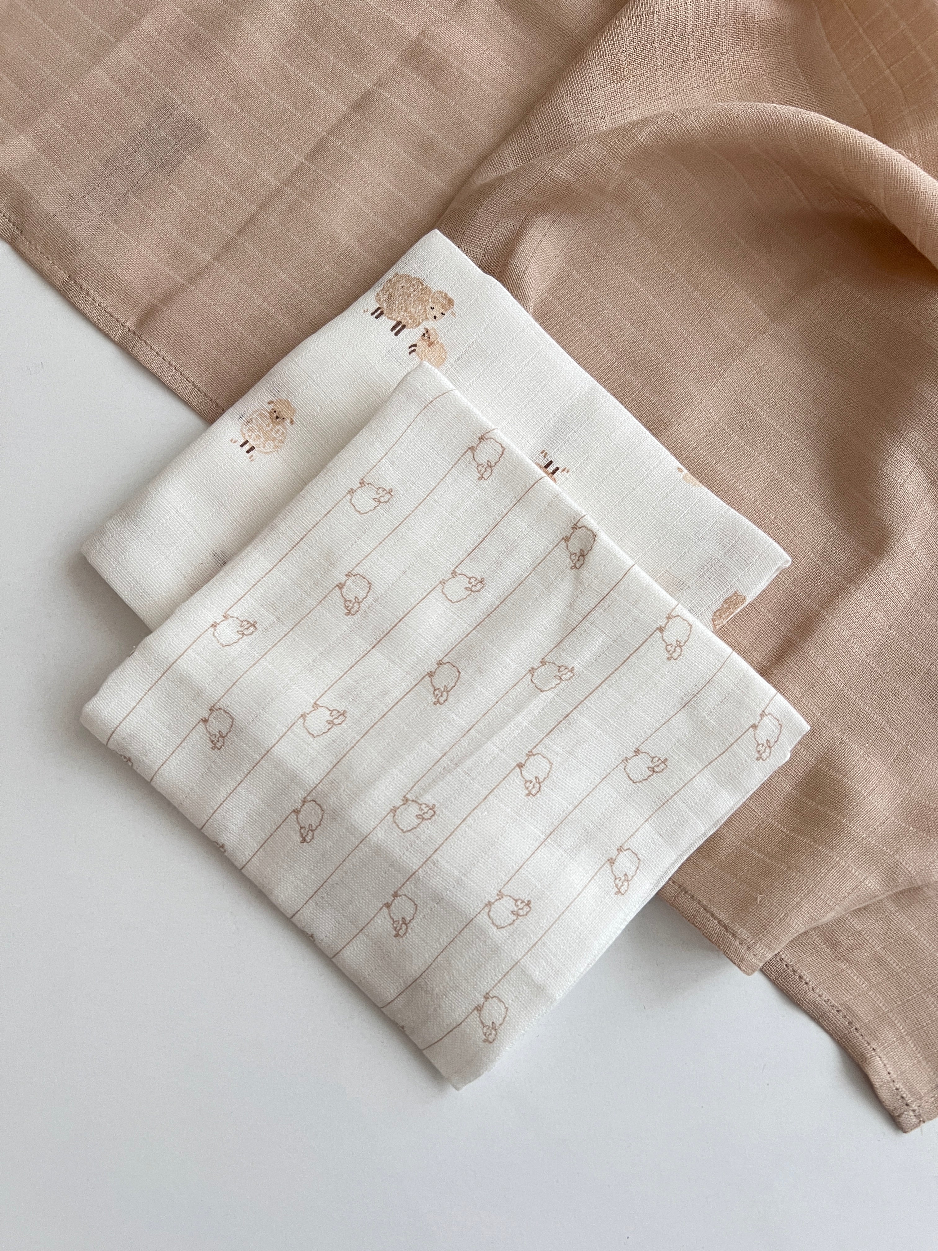 Set Napash Pambuku Neutrale – Butesi dhe Gjithanshmeri