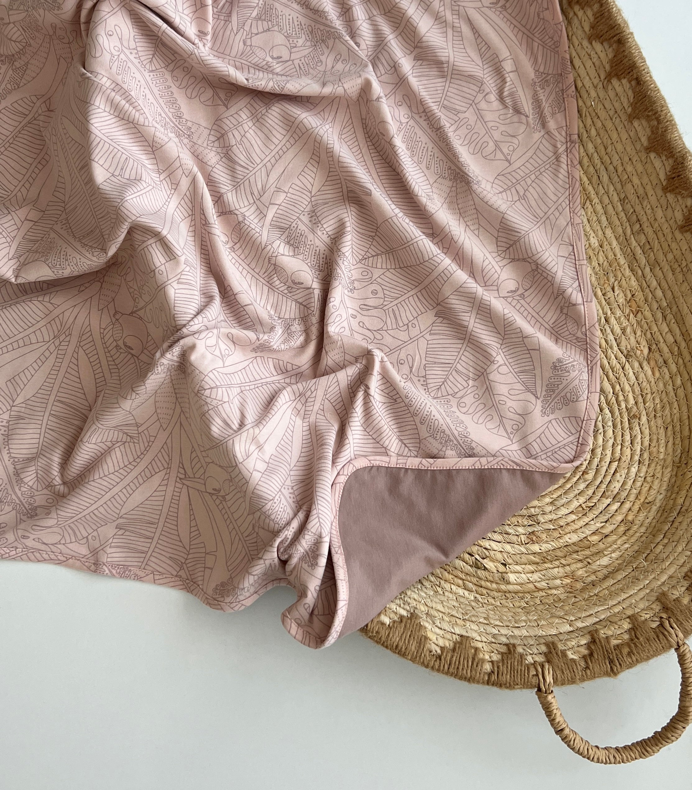 Batanie "Tropical Cutie Pink" (80x80 cm) – 100% Pamuk Organik