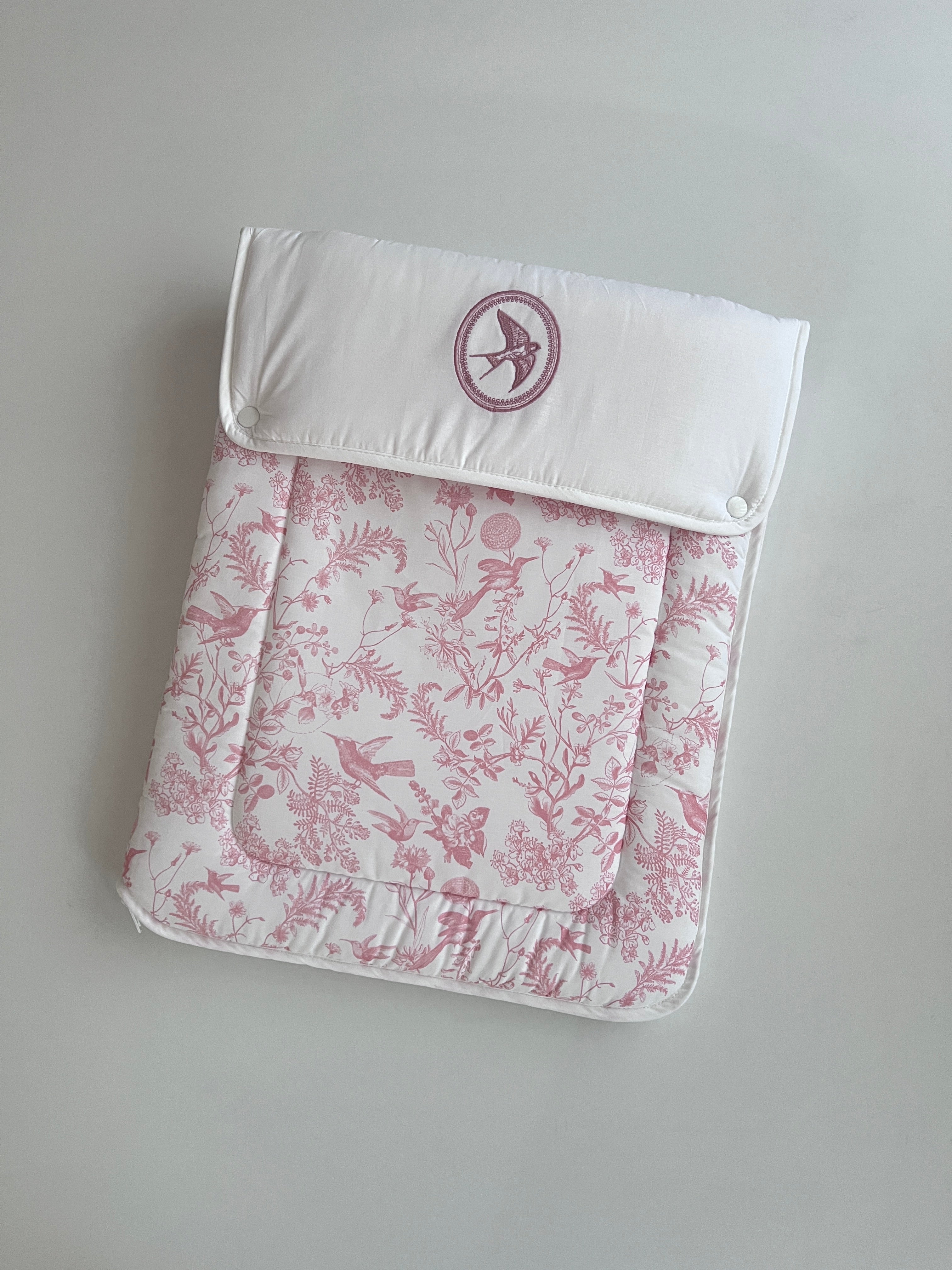 Portbebe "Hummingbird Pink" – (40x70 cm)