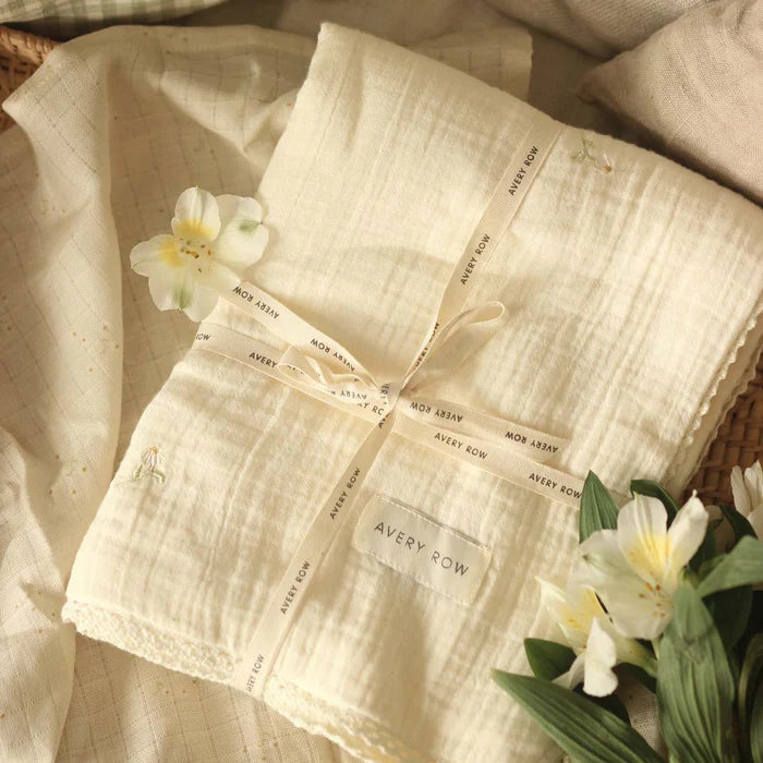Batanije Jersey Fleece me Qëndisje – Chamomile
