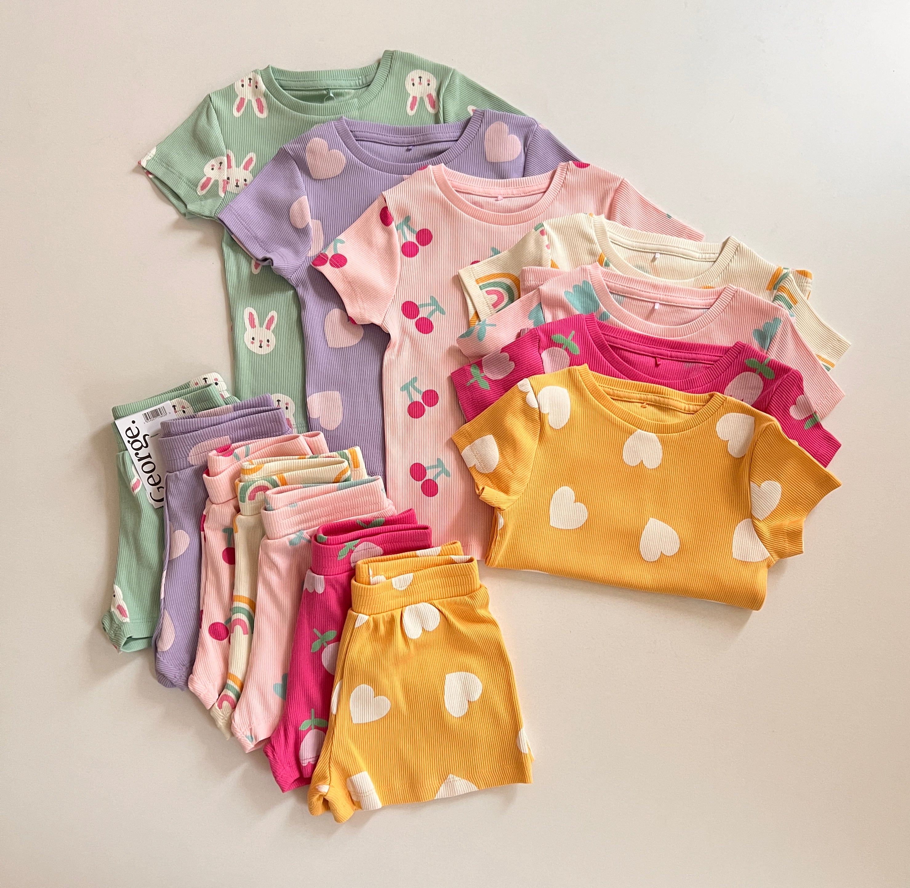 Set me 7 Kostume - Ngjyra Pastel