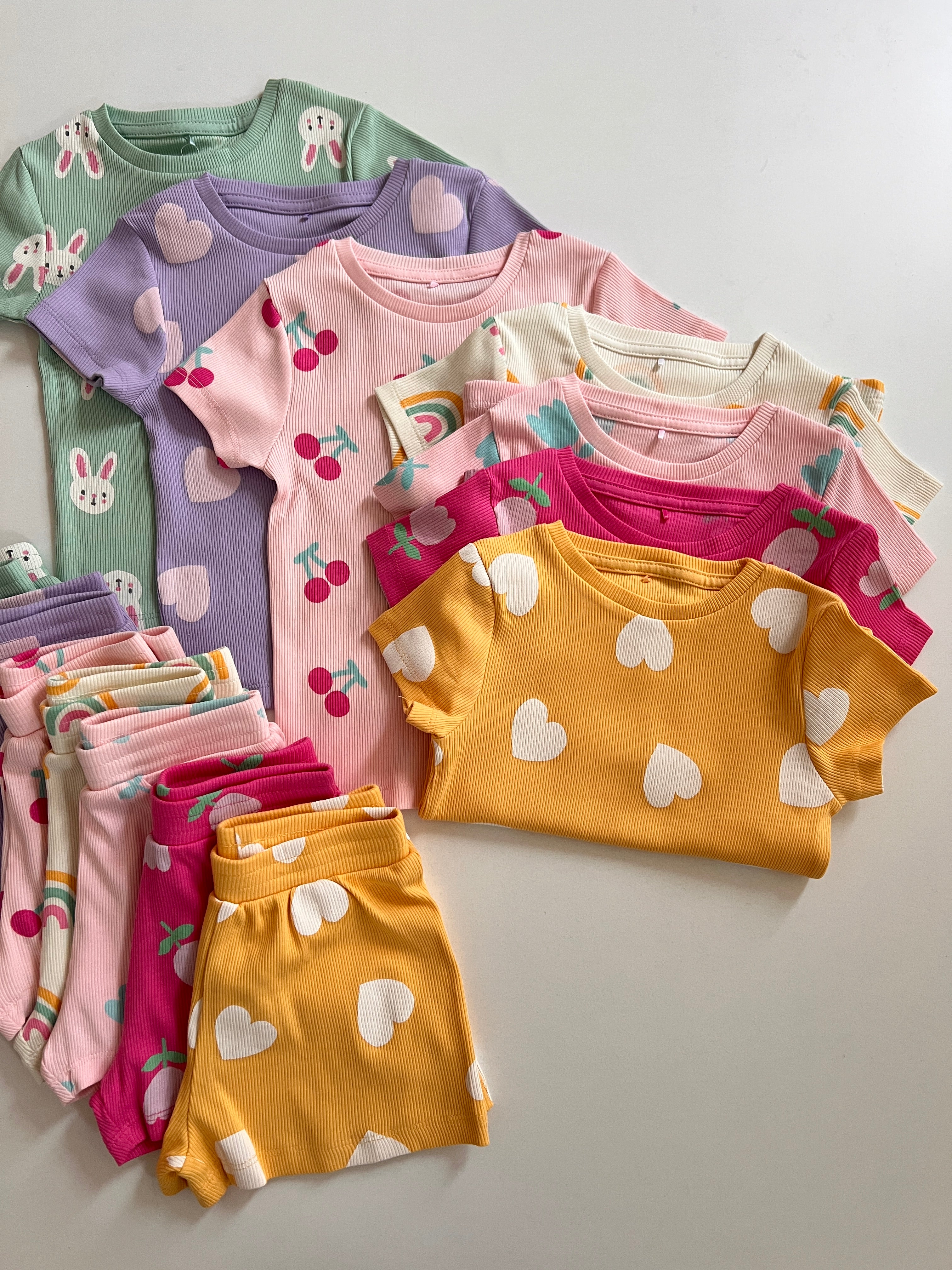 Set me 7 Kostume - Ngjyra Pastel