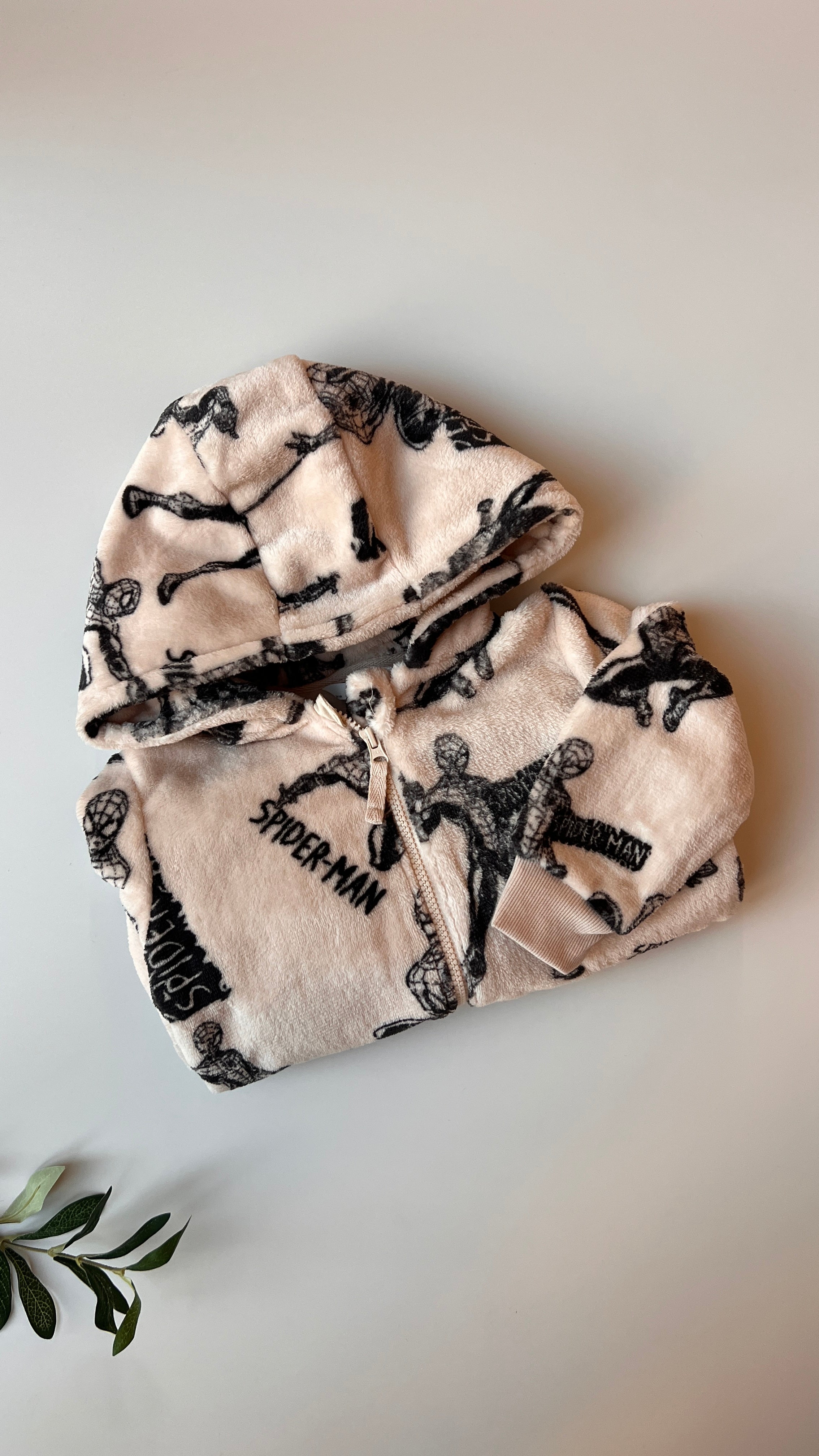 Onesie/ Veshje gjumi per femije