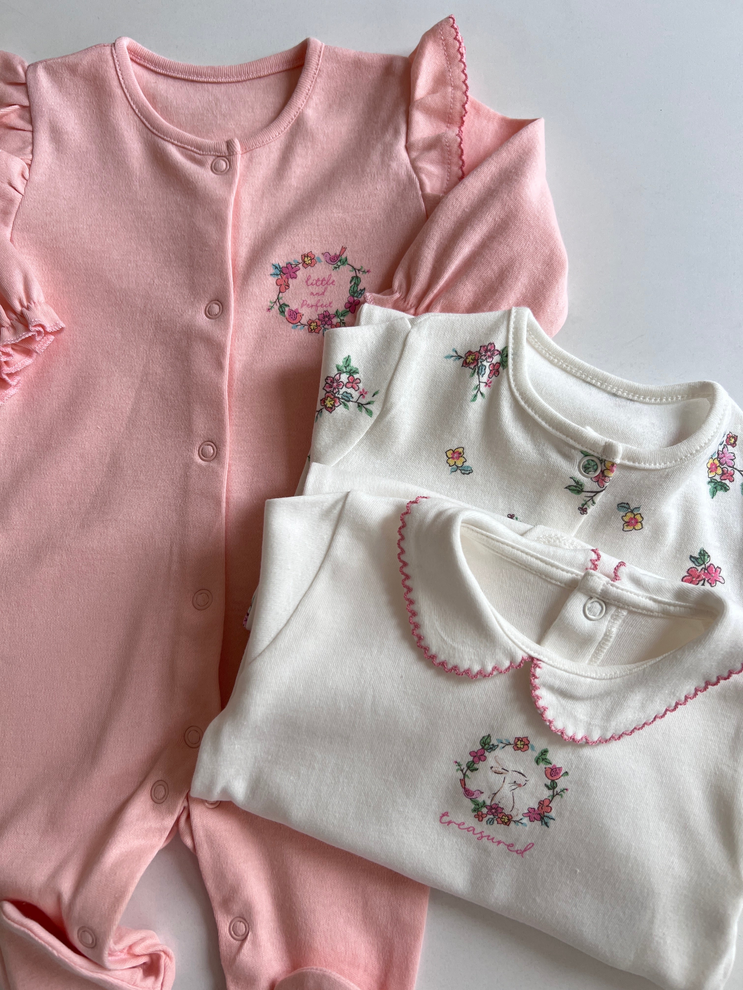 Set me 3 Tutina me Lule - "Floral Bunny"
