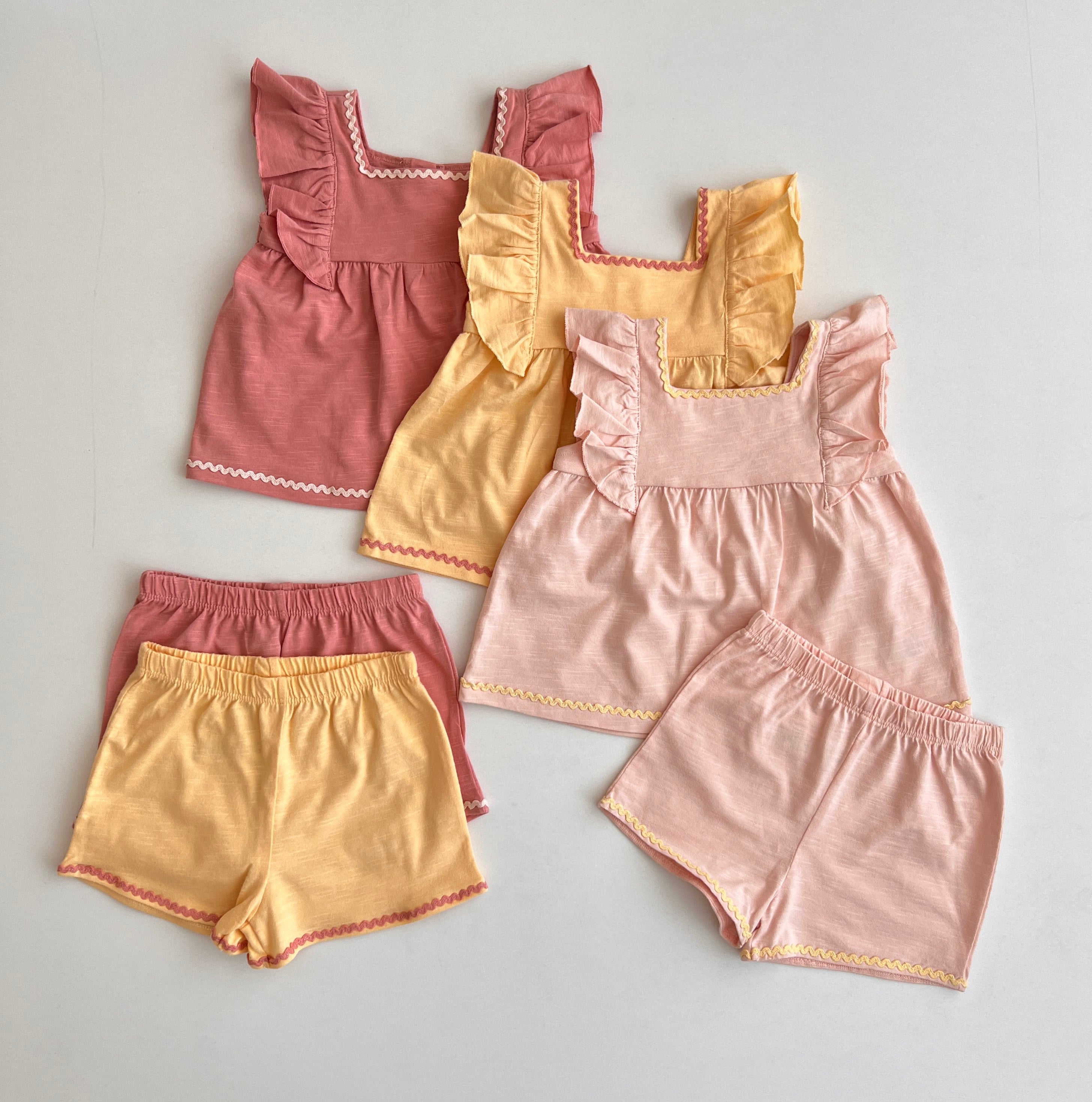 Set me 3 Kostume "Sweet Ruffle" – Nuanca Pastel