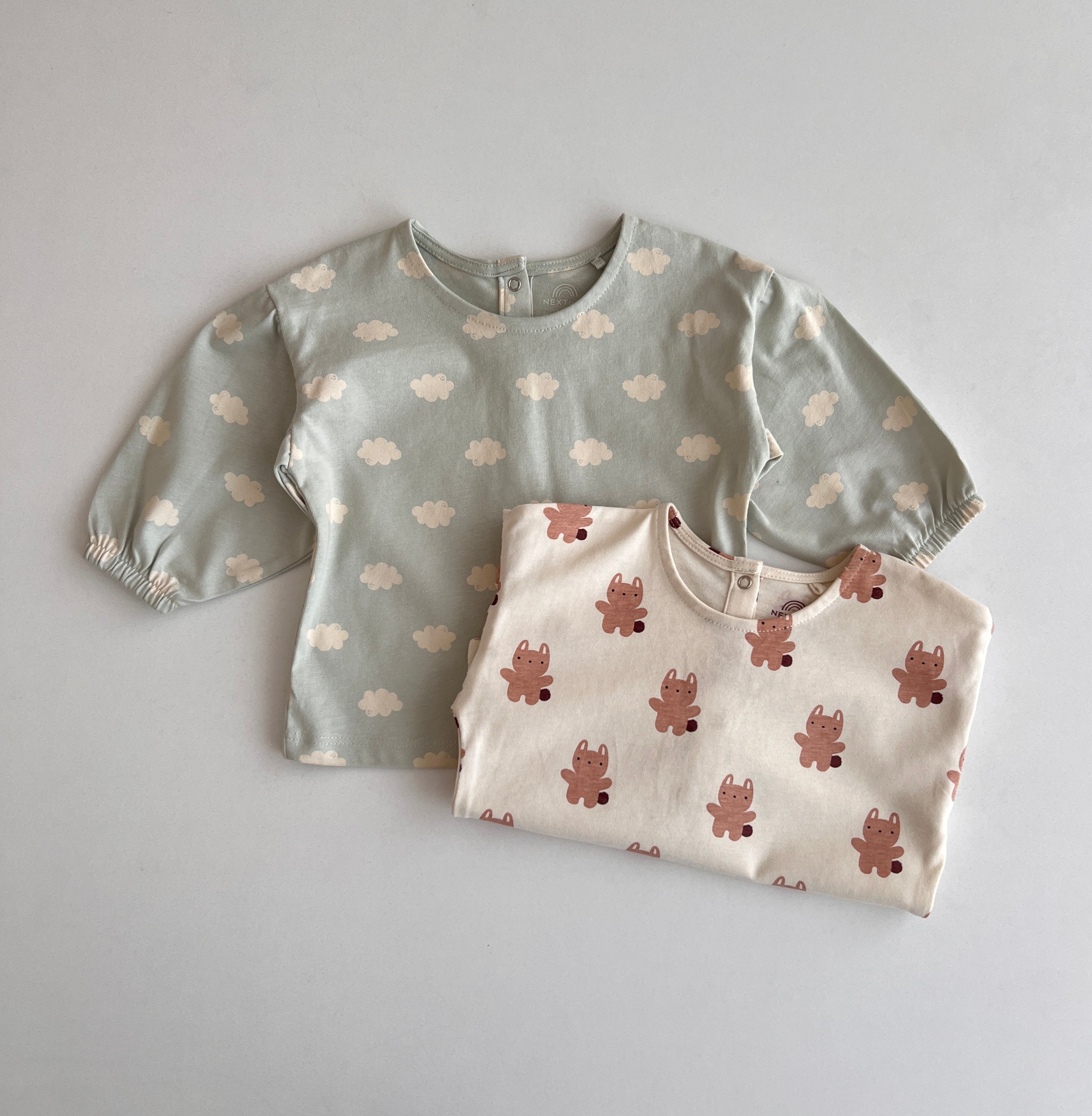 Set me 2 Bluza me Menge te Gjata "Cloudy Dreams"