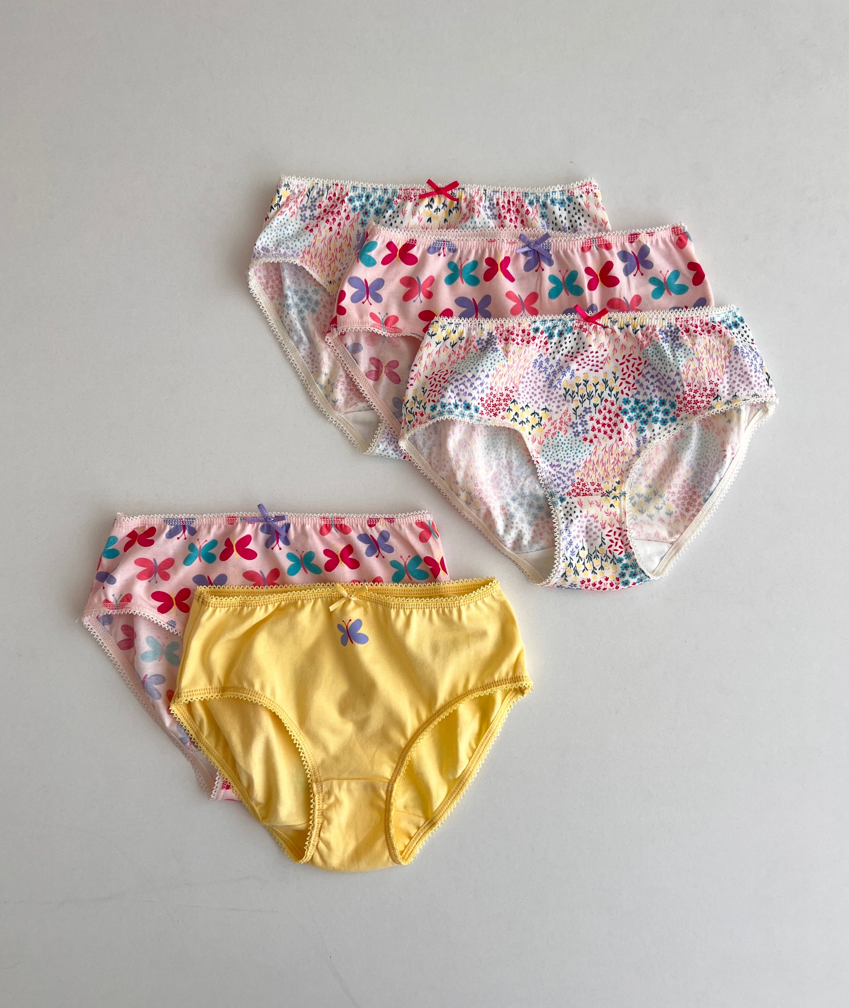 Set me 5 Mbathje Flutura & Lule