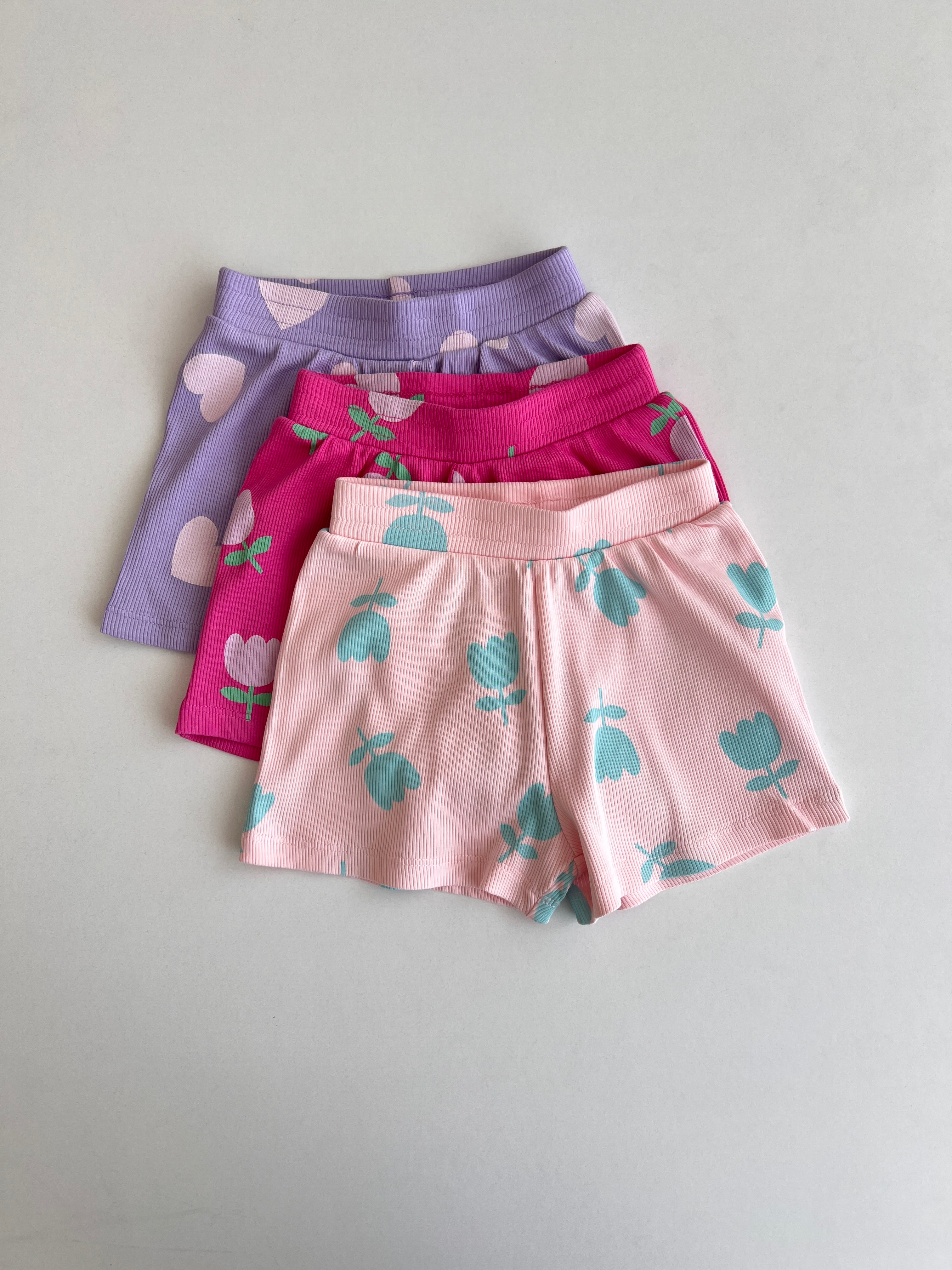 Set me 3 Pale Tuta te Shkurtra "Floral & Hearts Rib"