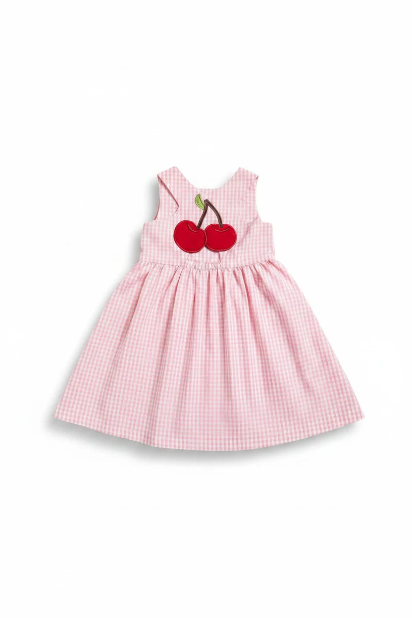 Fustan Roze me Kuadrata Gingham dhe Detaj Qershie