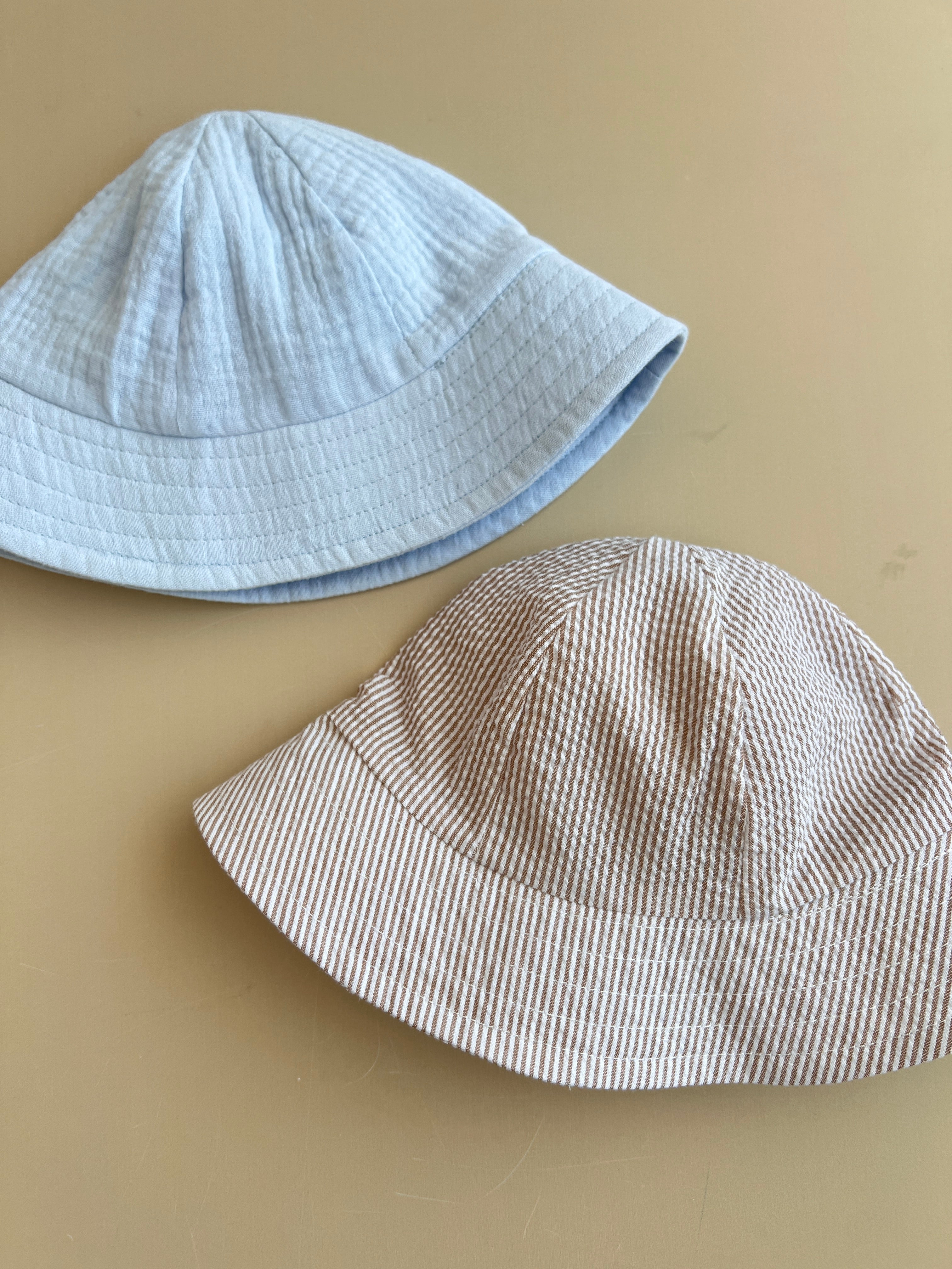 Set me 2 Kapele Bucket - Blu & Kaf me vija