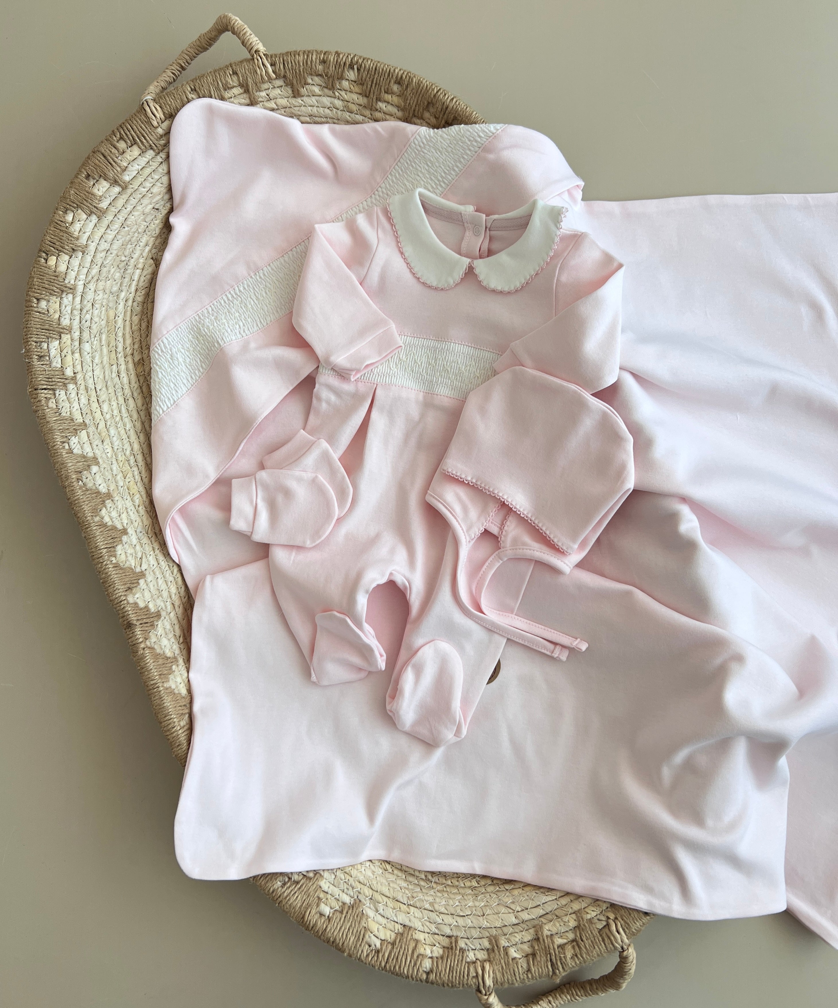 Set Materniteti me 4 Pjese Roze - Batanie, Tutinen Kapuc & Doreza